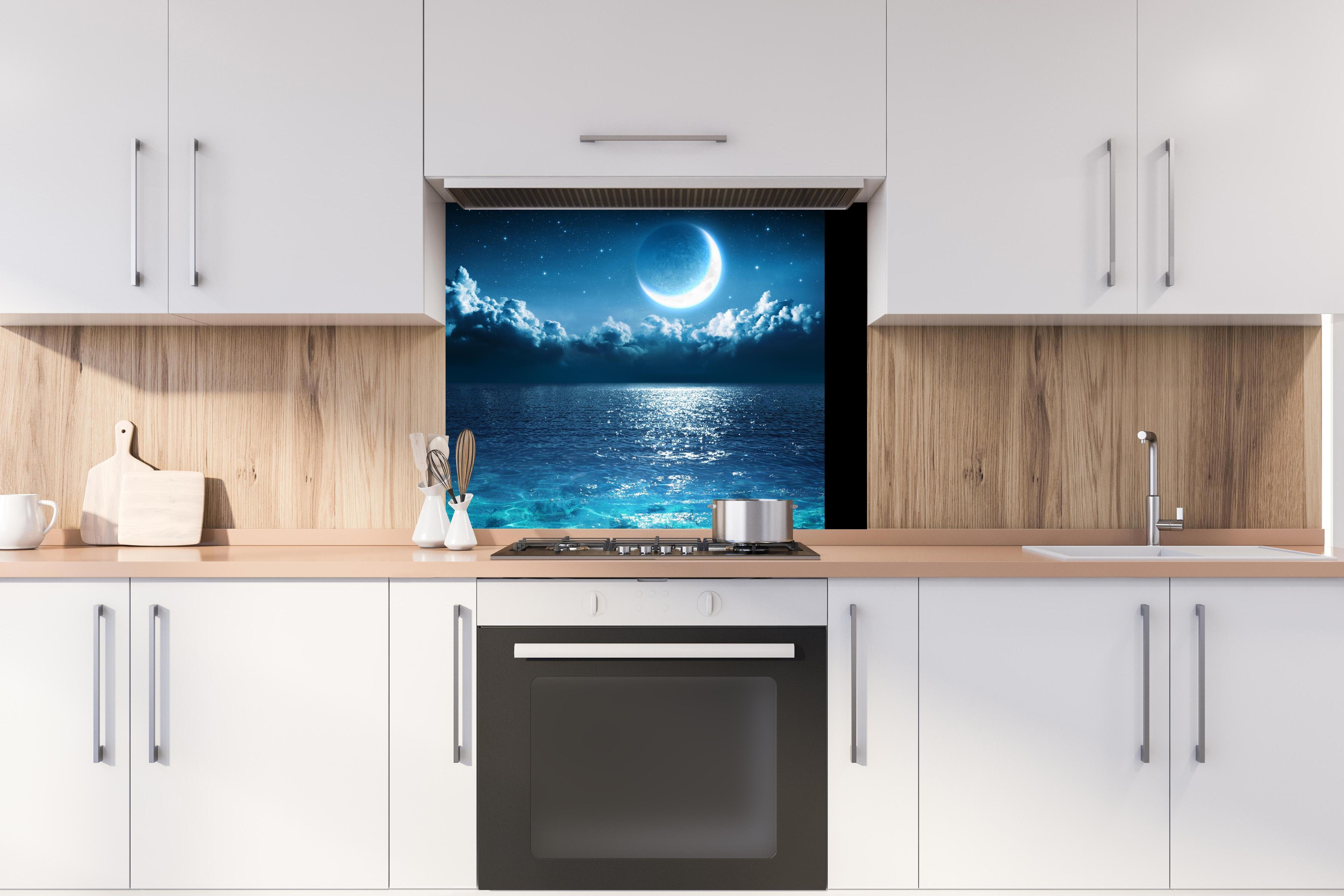 Spritzschutz - Romantischer Mond - magische Nacht hinter stilvollem Gasherd unter Dunstabzugshaube
