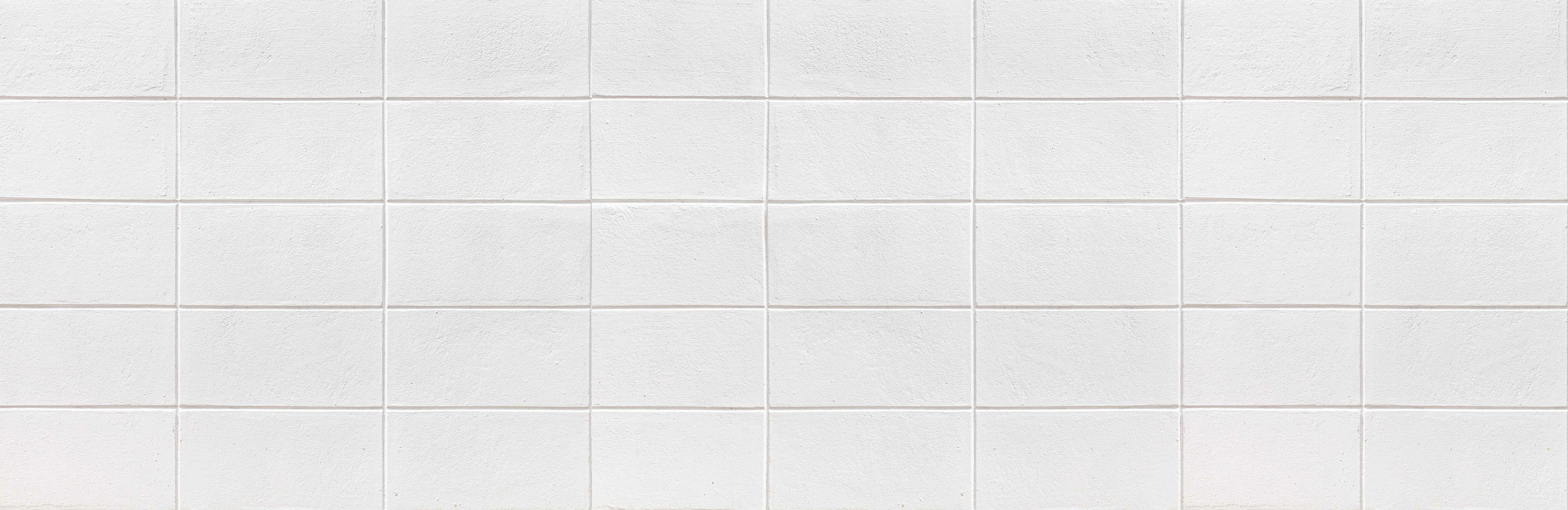 Spritzschutz-Weiße Zementblock-Wand