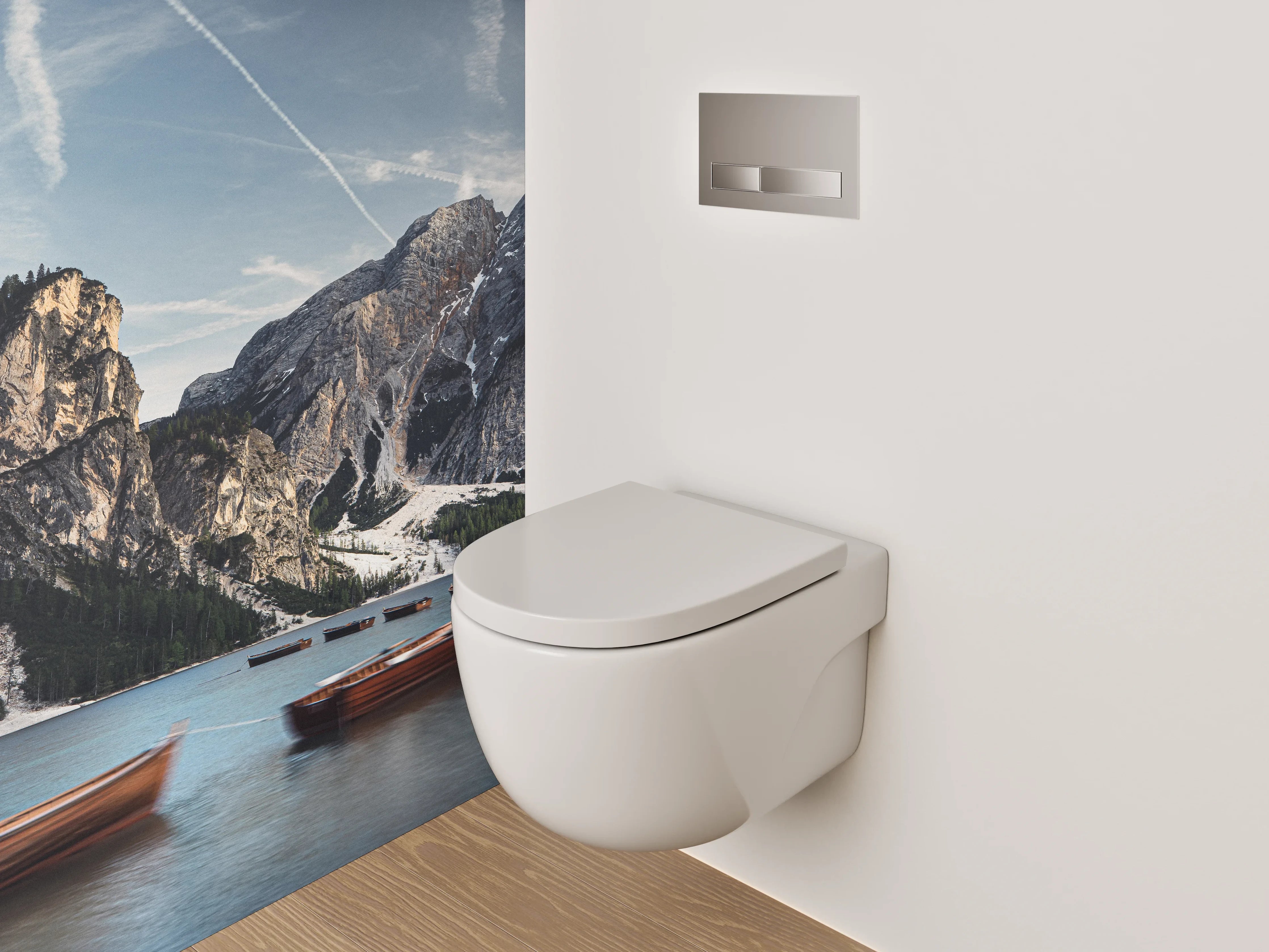 WC-Rückwand - Berghsee mit Ruderbooten Panorama