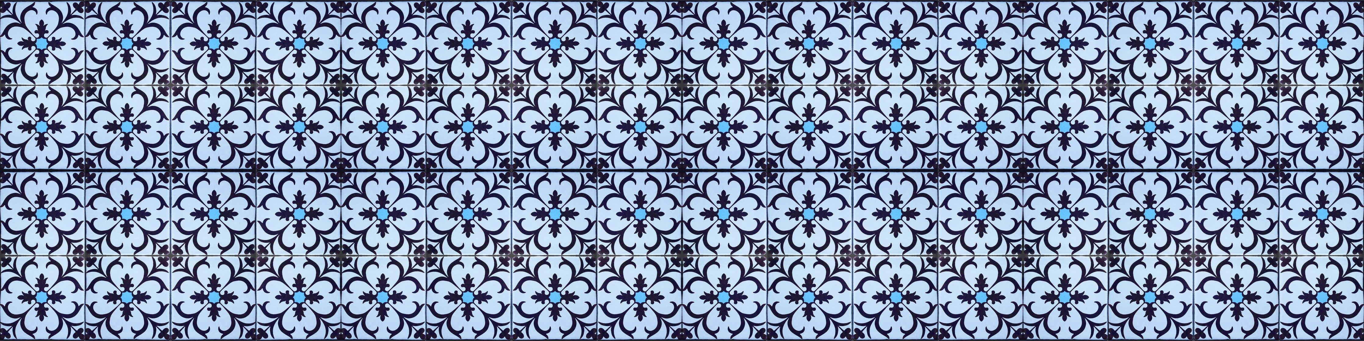 WC-Rückwand-Blau-graues Jugendstil-Ornament Muster