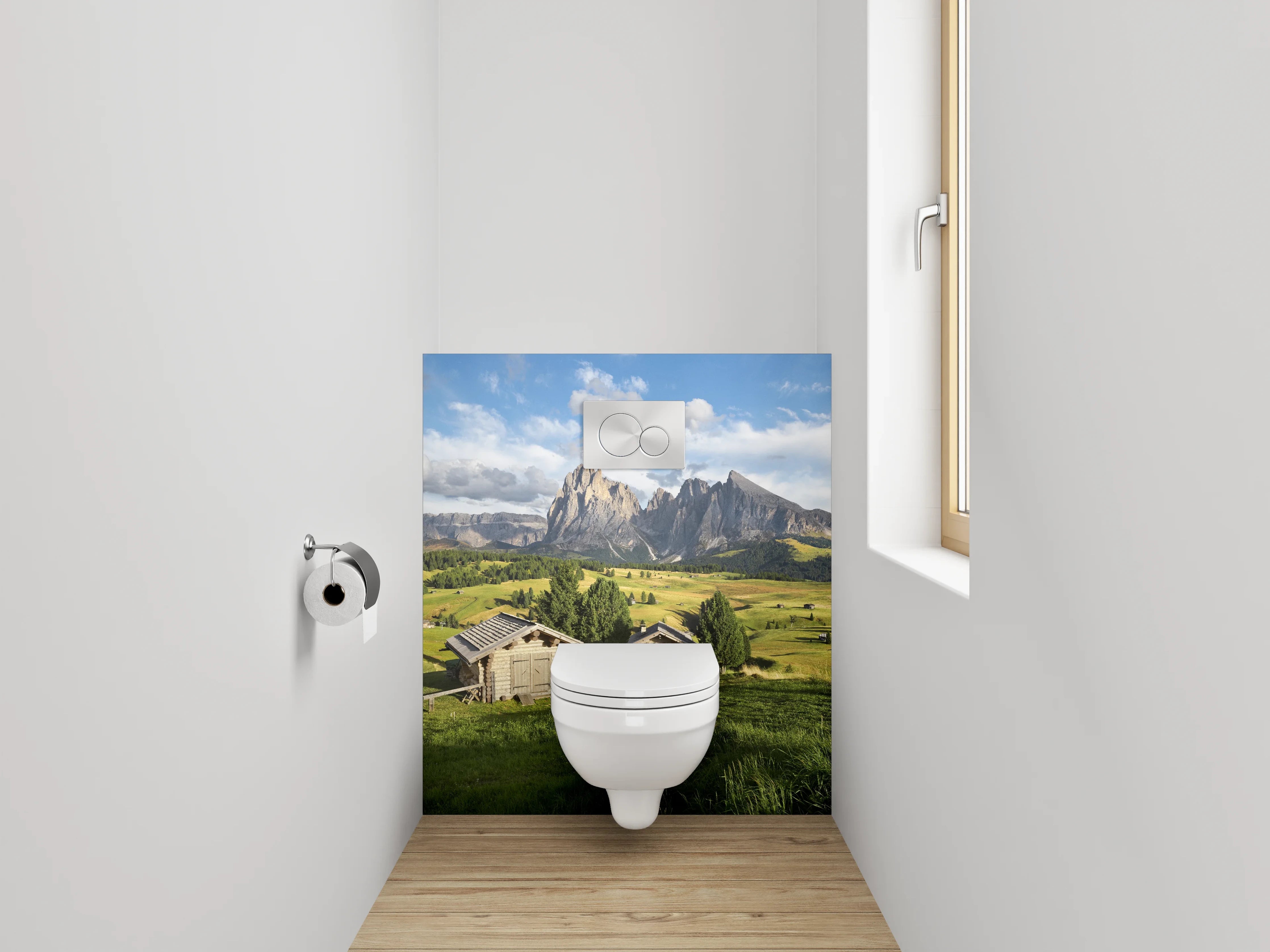 WC-Rückwand - Dolomiten-Alm: Hütten & Bergblick