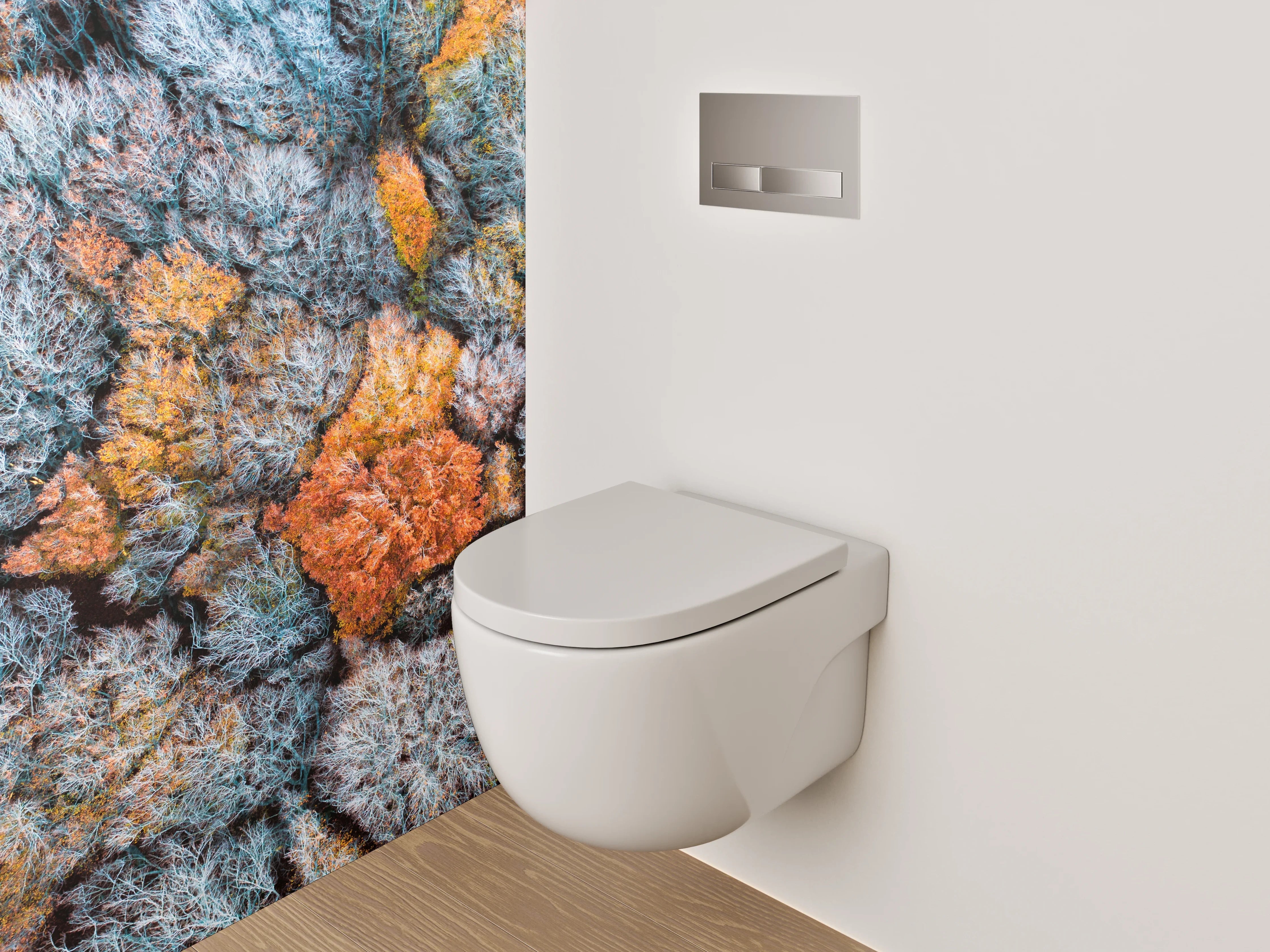 WC-Rückwand - Grauschimmer über weißen Herbstkronen