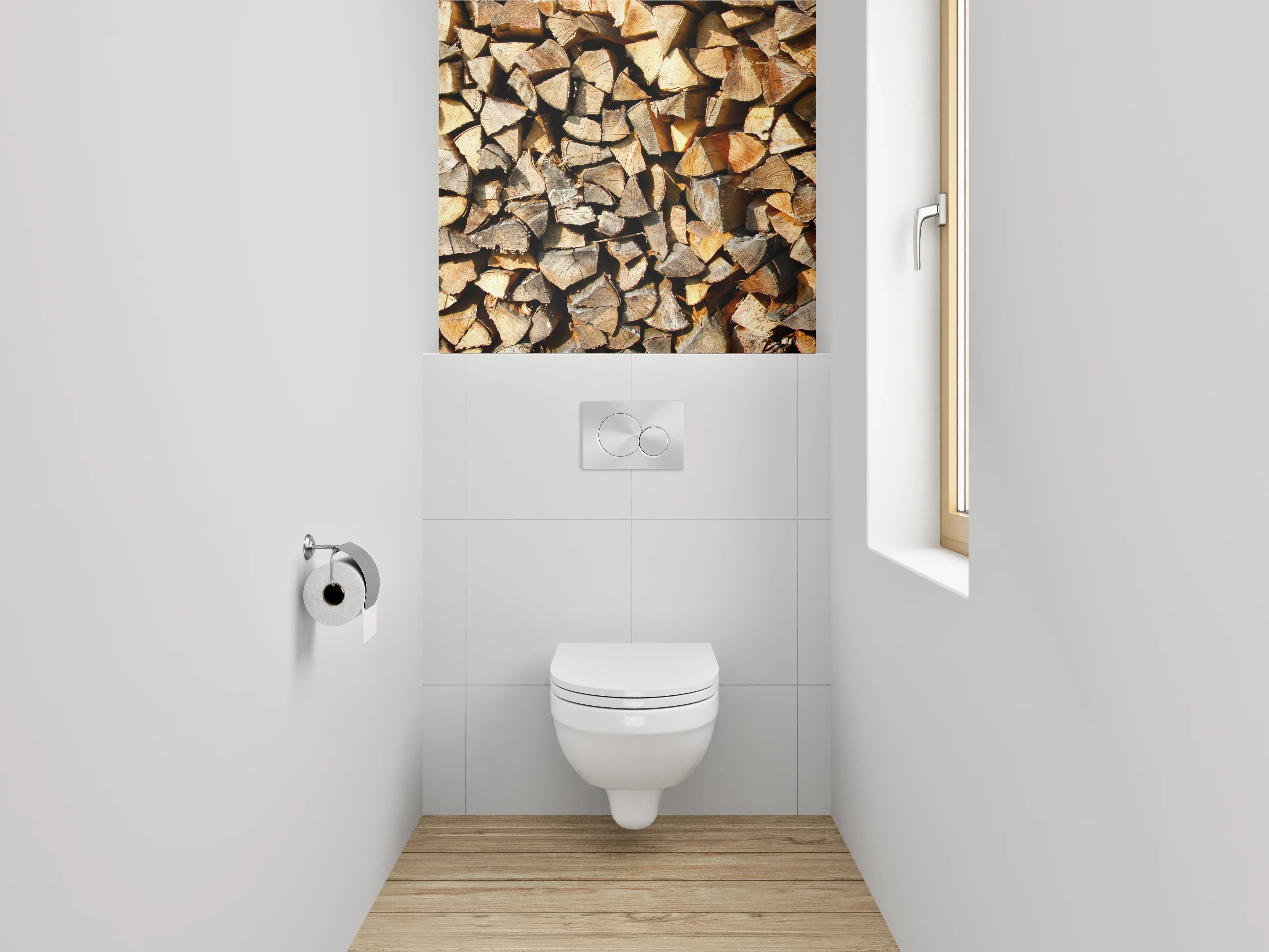 WC-Rückwand - Holzstapel in warmen Brauntönen