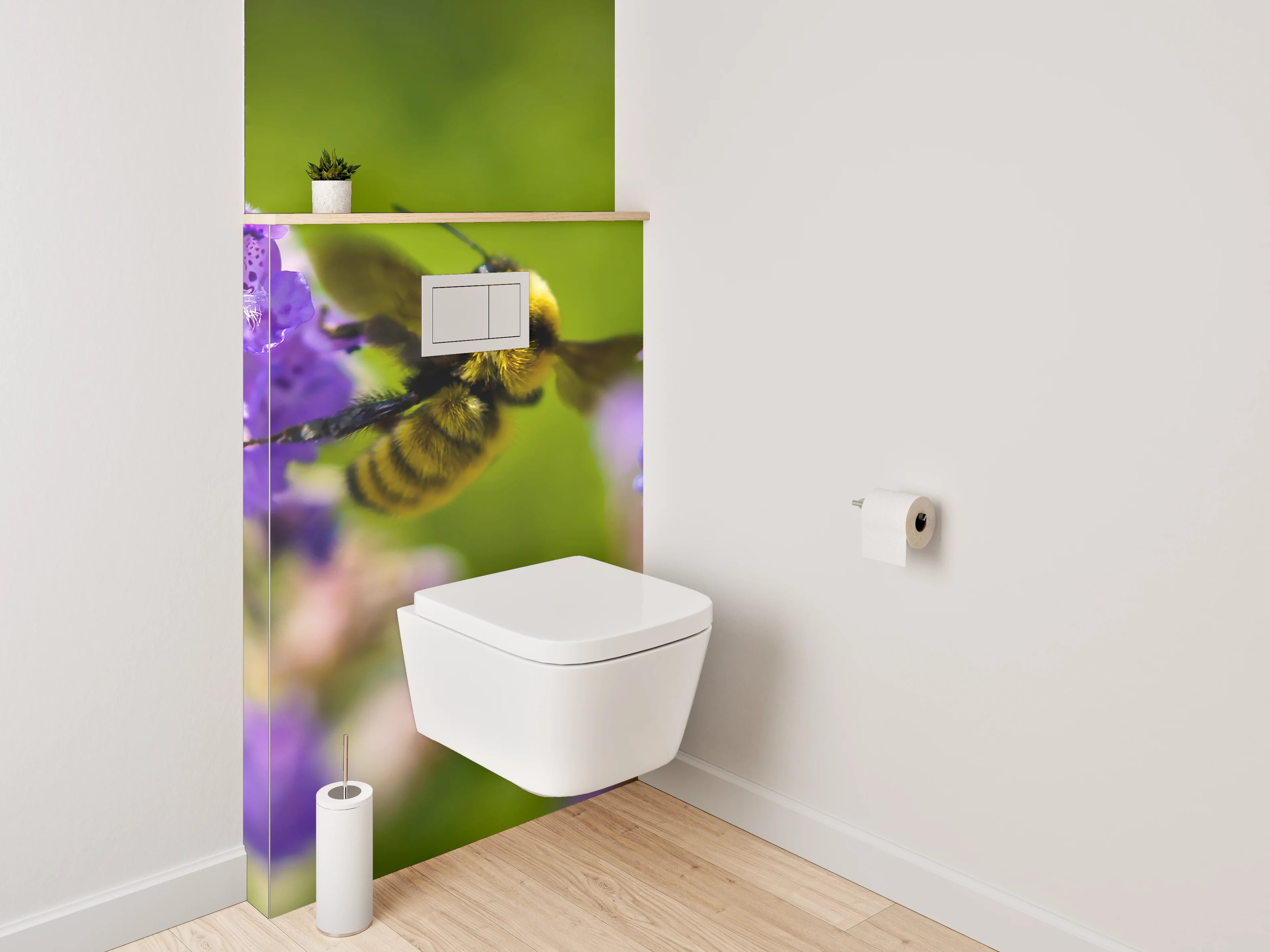 WC-Rückwand - Hummel auf Lavendel Blüte Makro