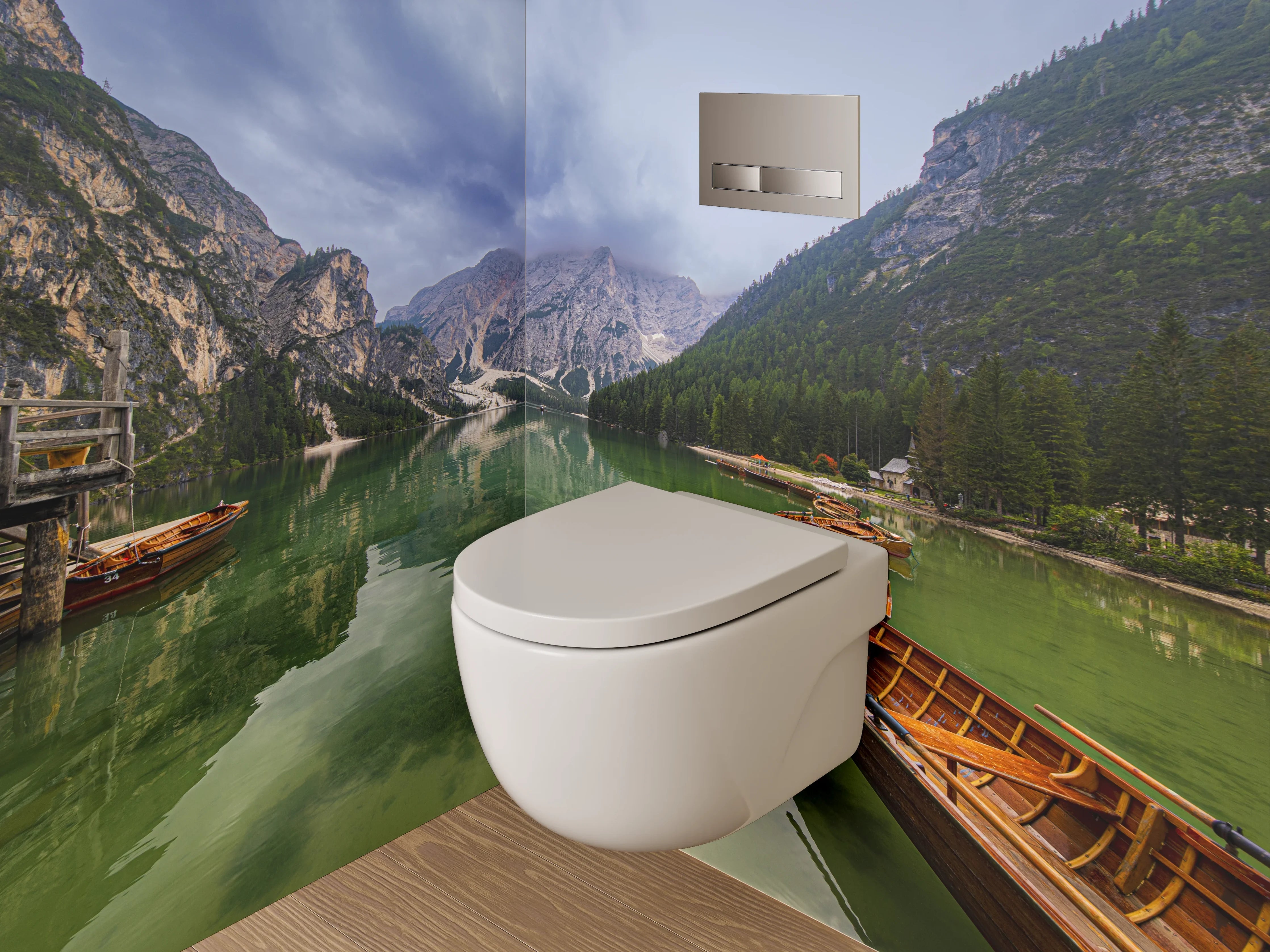 WC-Rückwand - Idyllischer Bergsee mit Booten