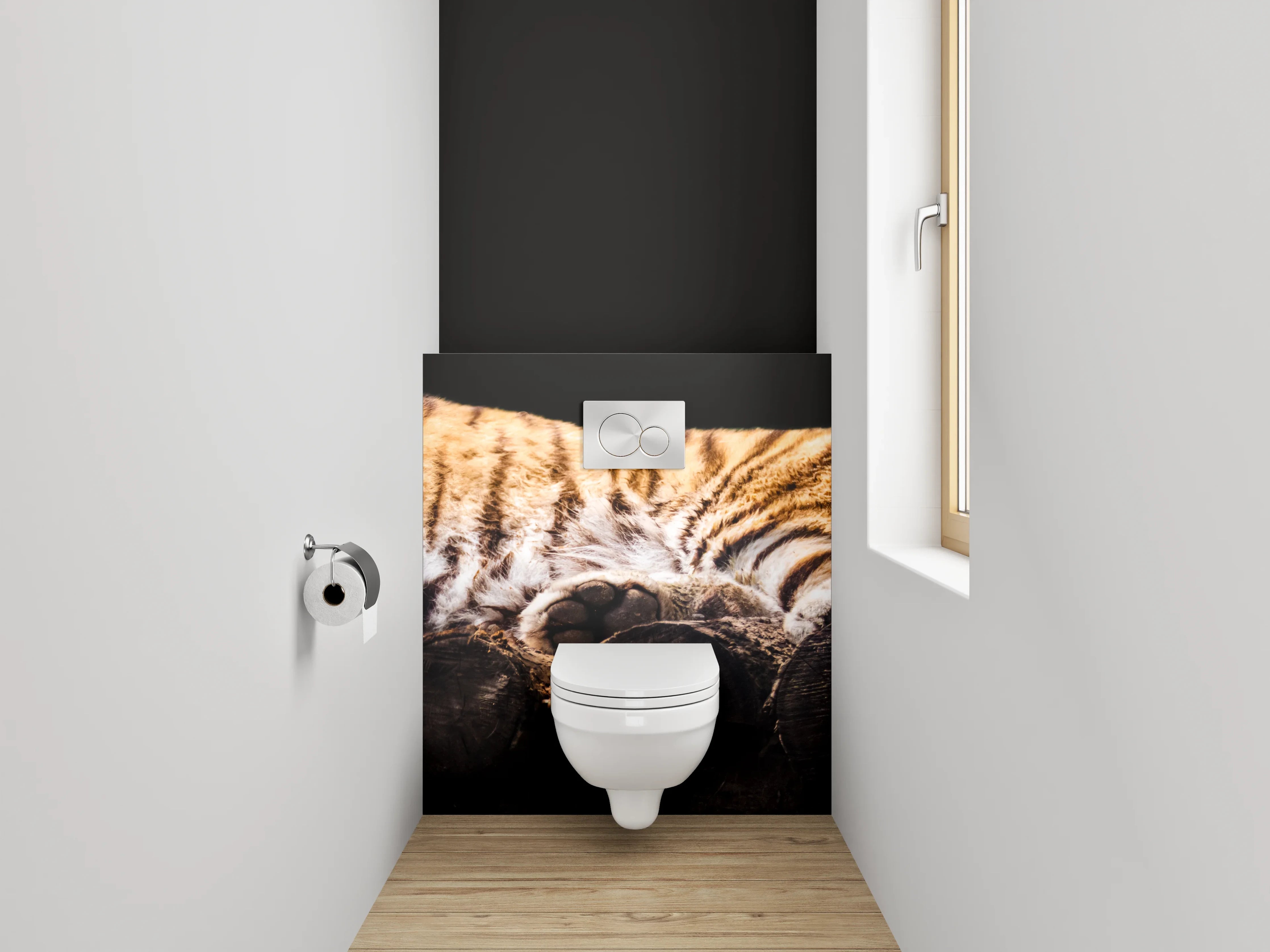 WC-Rückwand - Majestätischer Tiger auf Holzstämmen