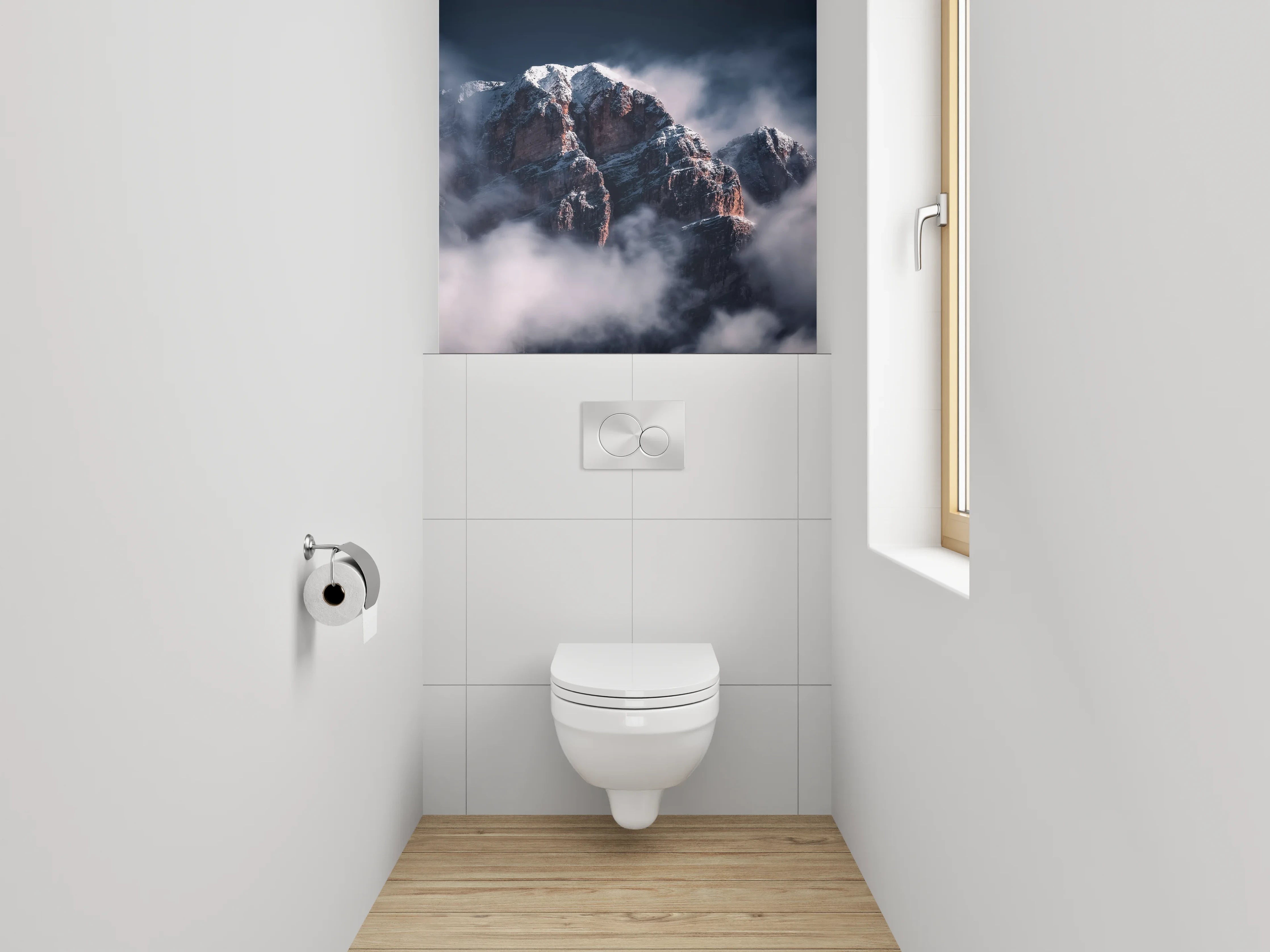 WC-Rückwand - Mystische Berggipfel in Wolken