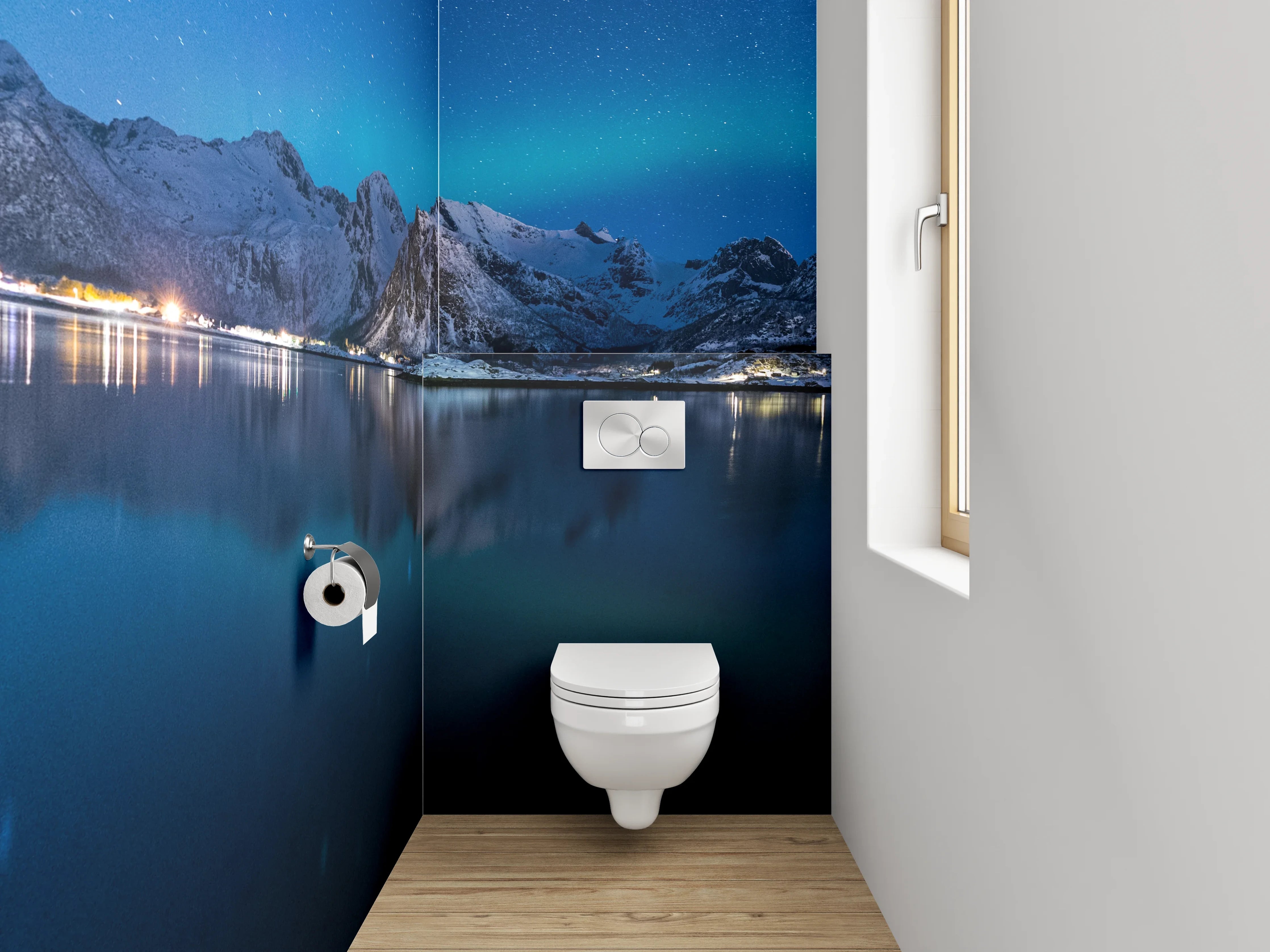 WC-Rückwand - Nordlichter über verschneiten Bergen Panorama
