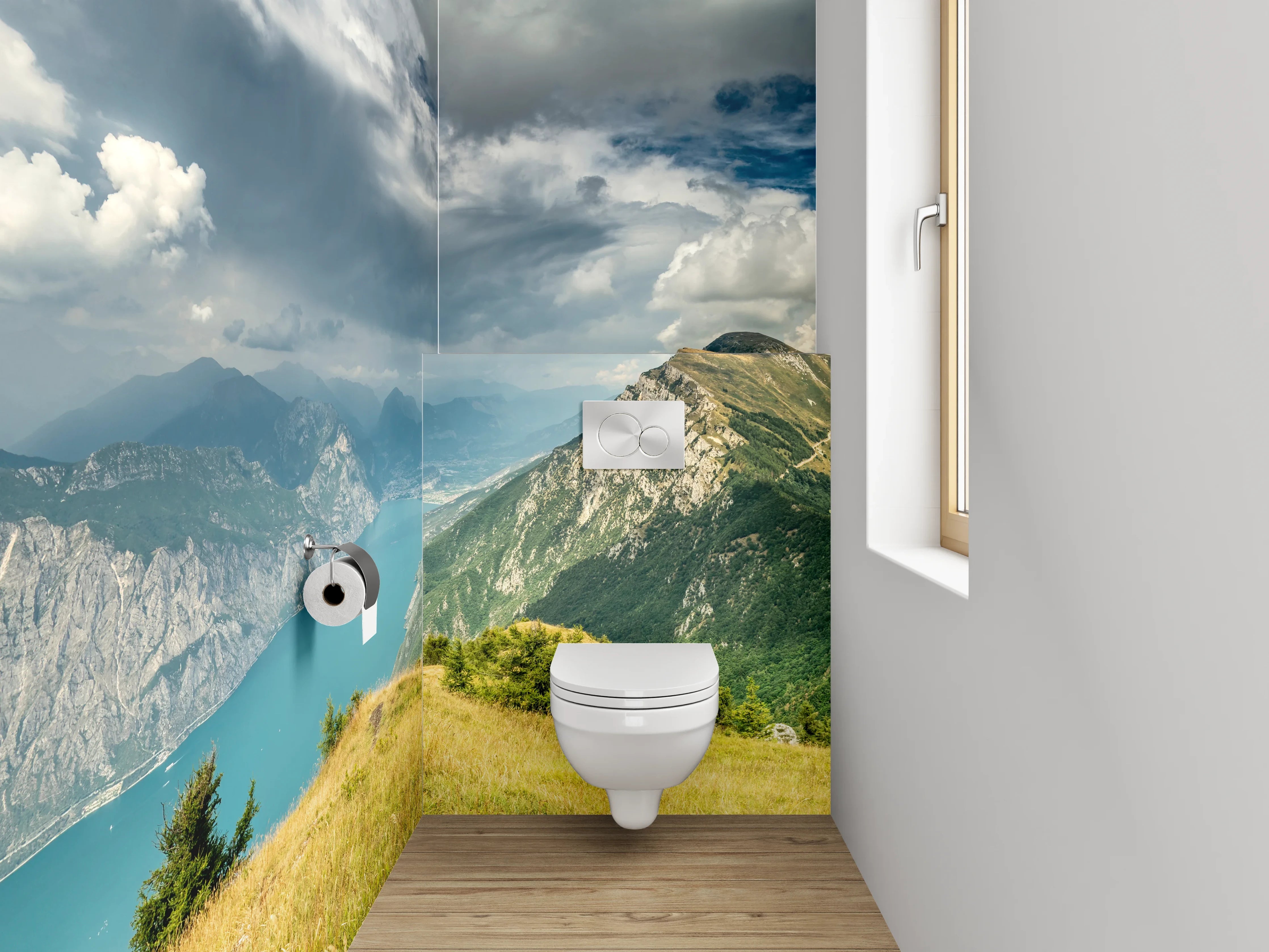 WC-Rückwand - Panorama Blick auf Alpengipfel und See
