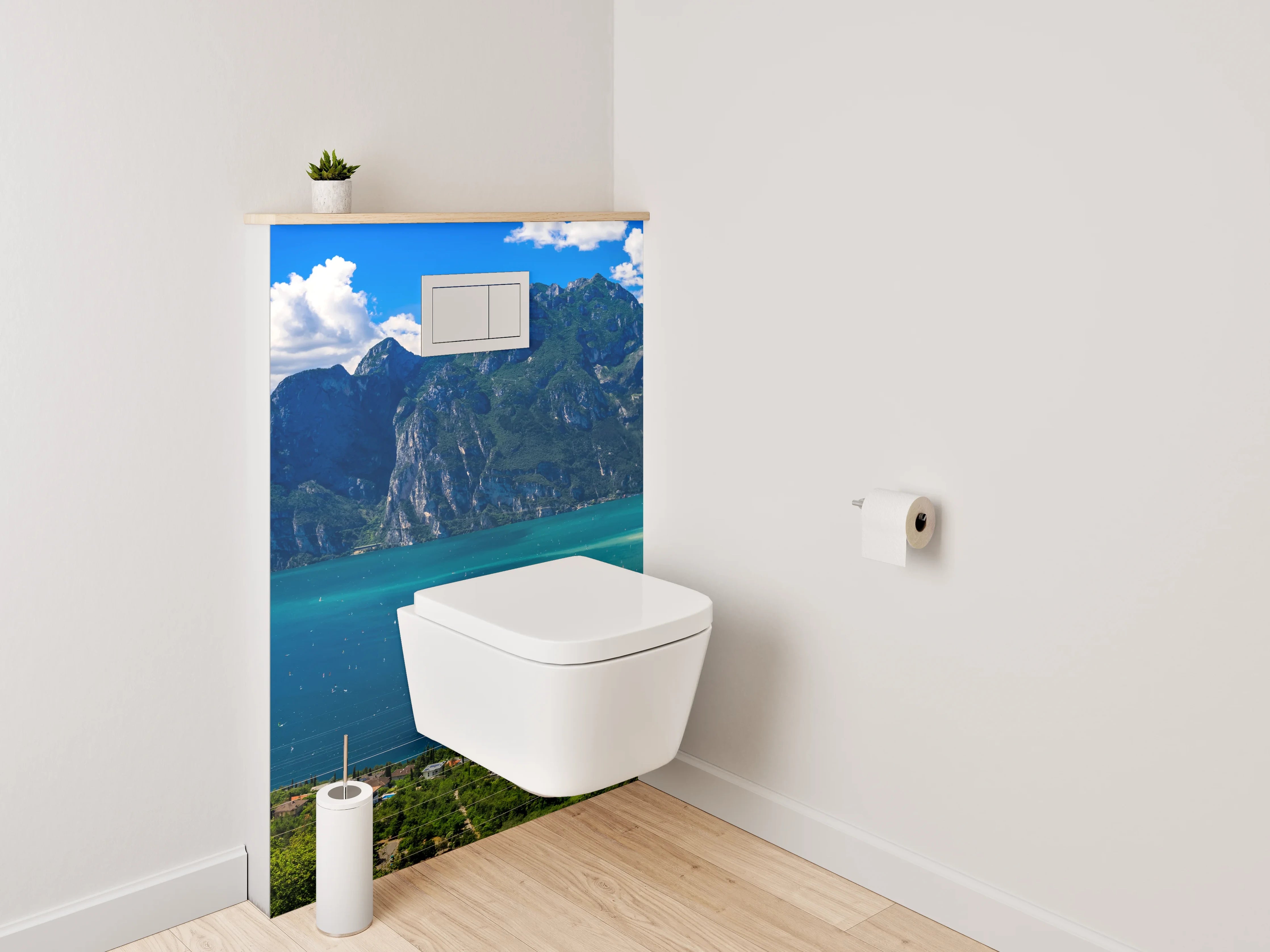 WC-Rückwand - Panoramablick Gardasee mit Bergen