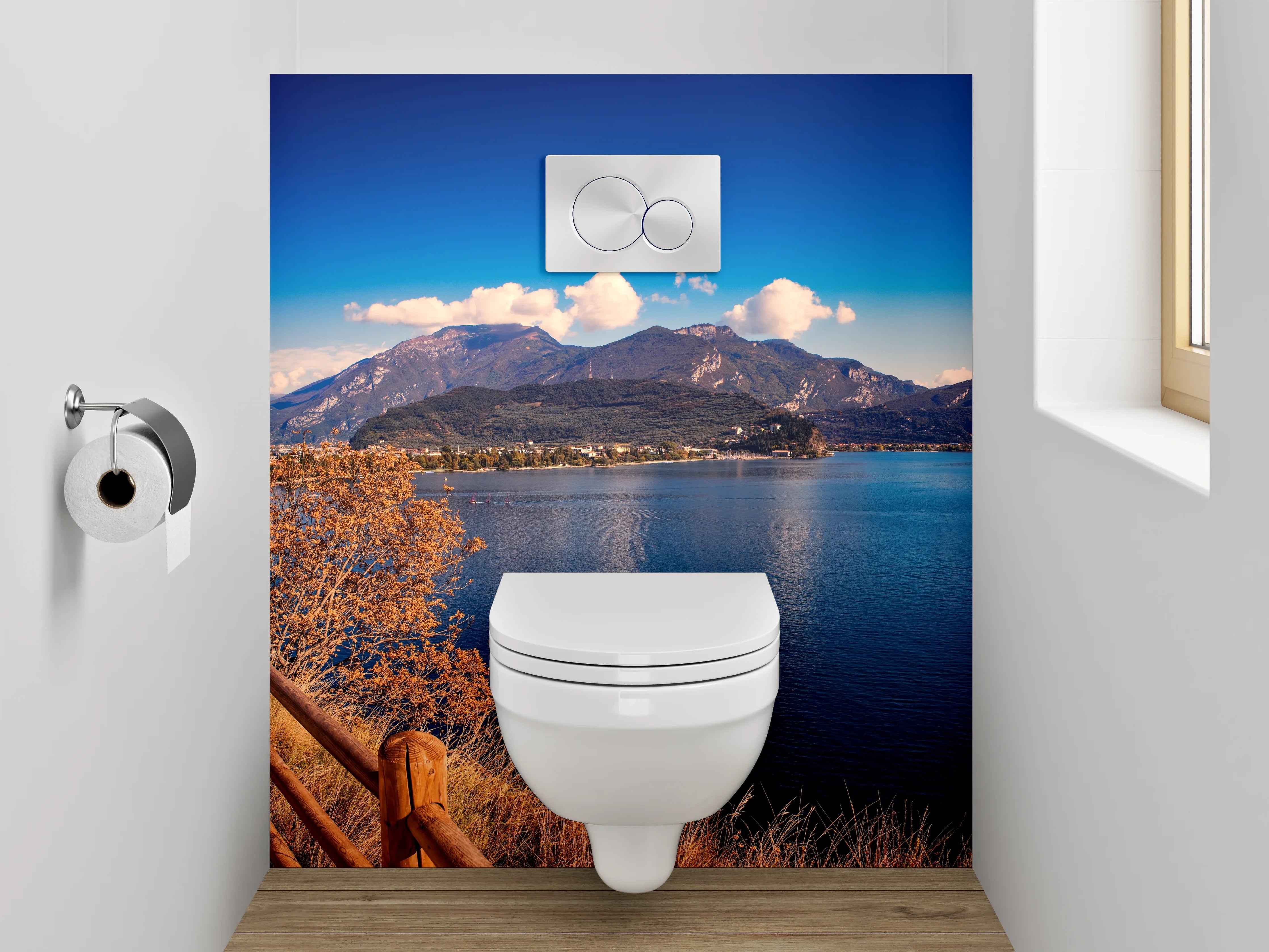 WC-Rückwand - Panoramaweg am See mit Bergen