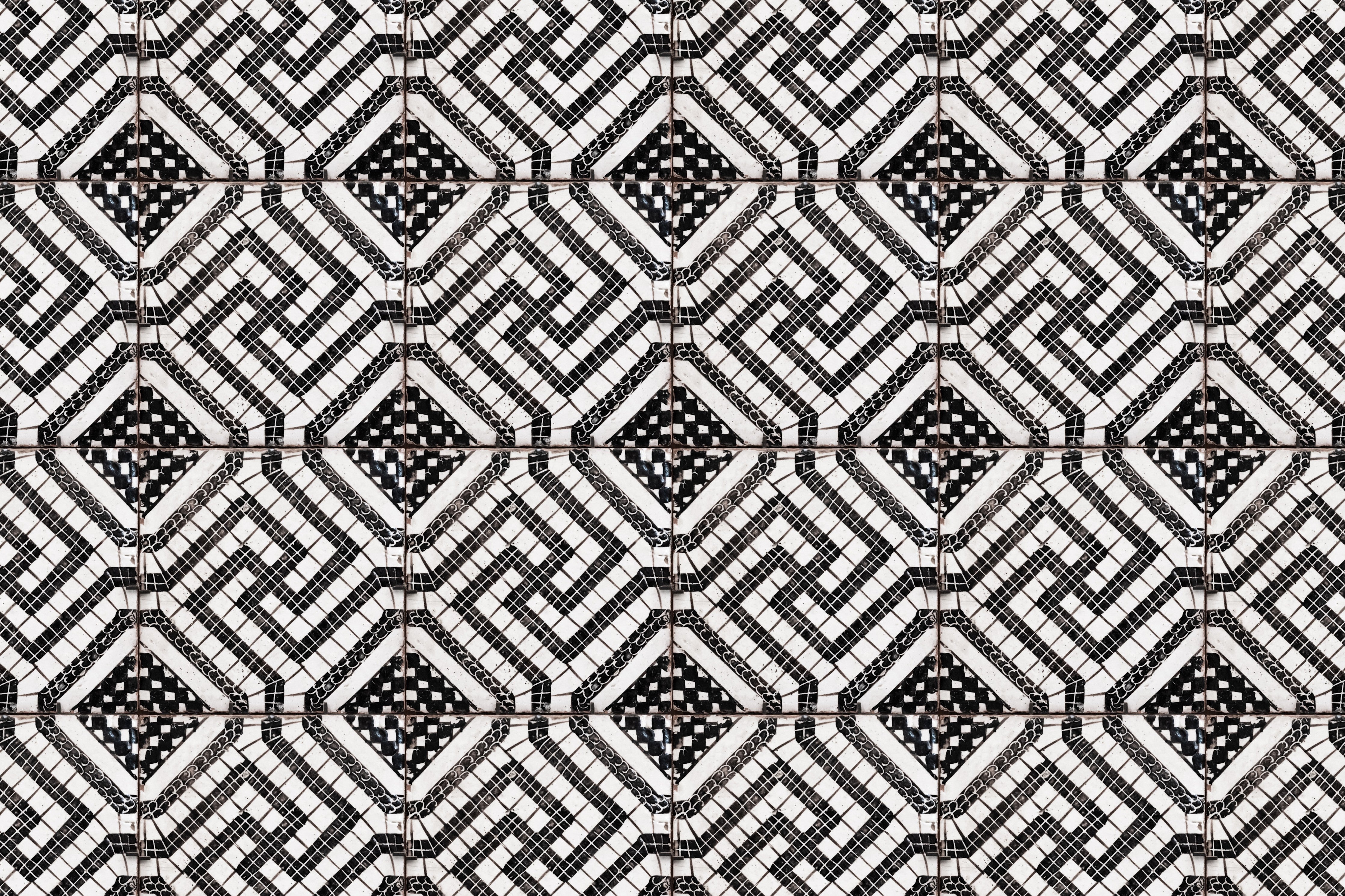 WC-Rückwand-Schwarz-weißes geometrisches Mosaikmuster