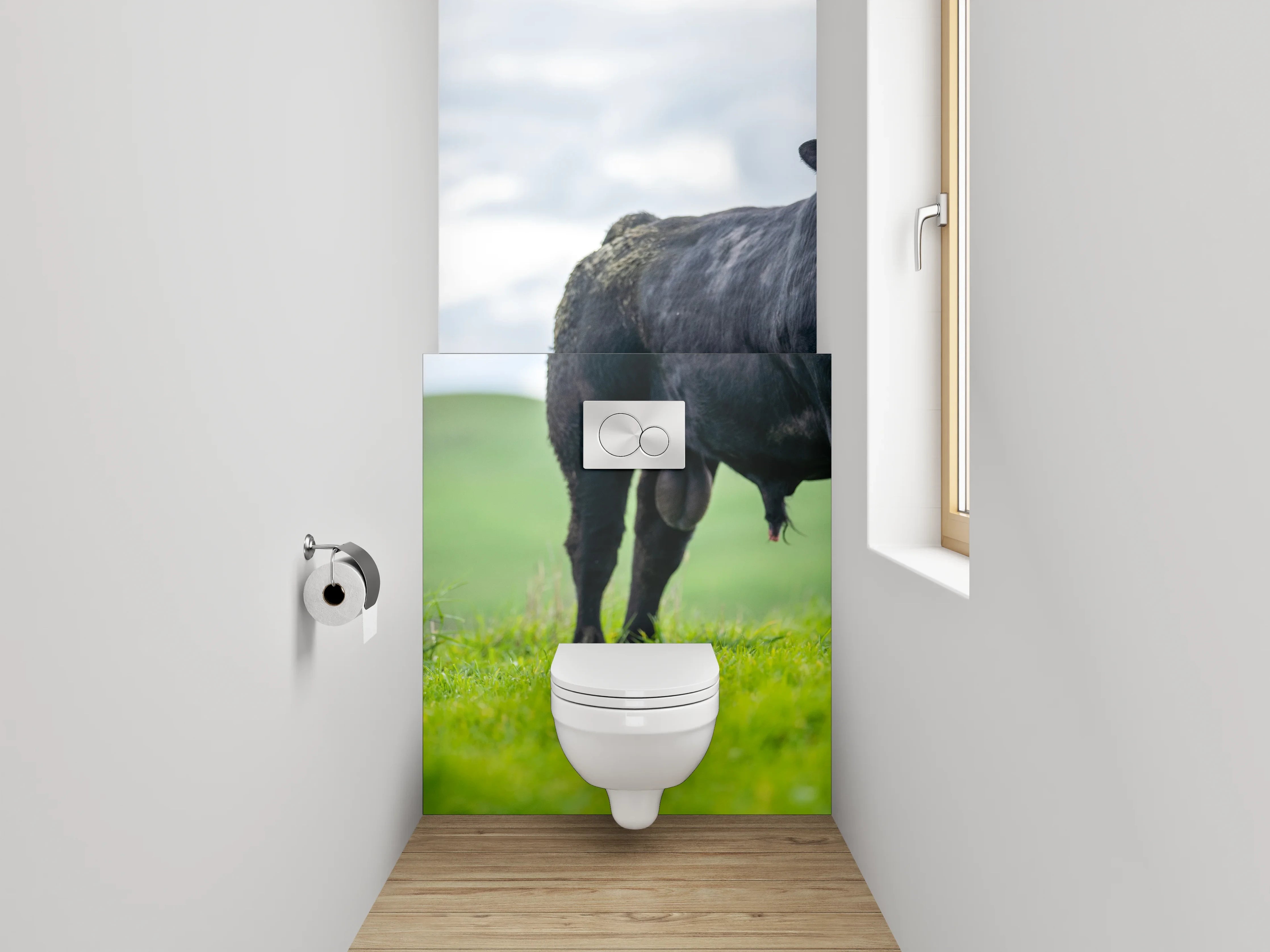 WC-Rückwand - Schwarzer Bulle auf grüner Weide