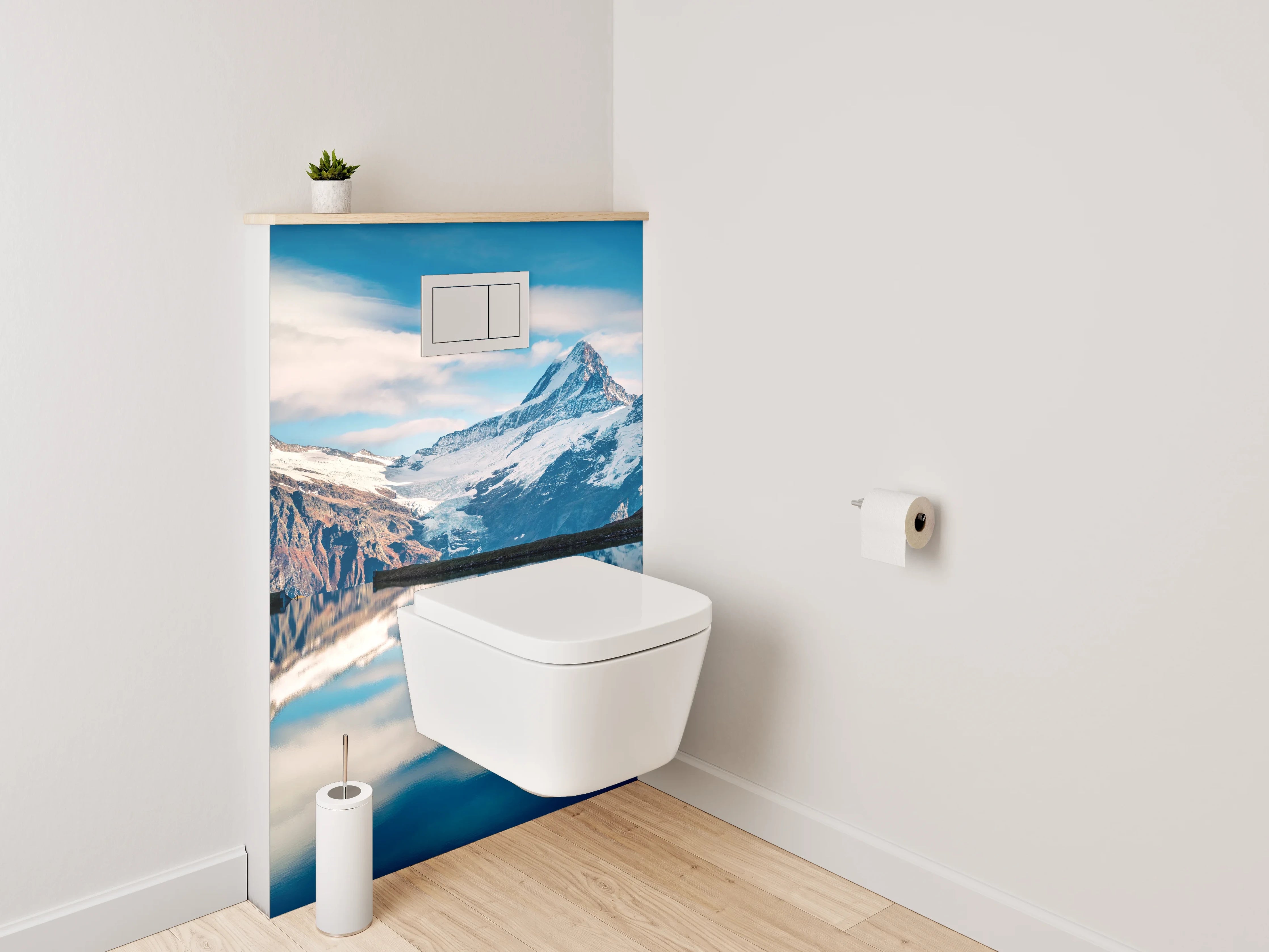 WC-Rückwand - Spiegelnde Berglandschaft am See