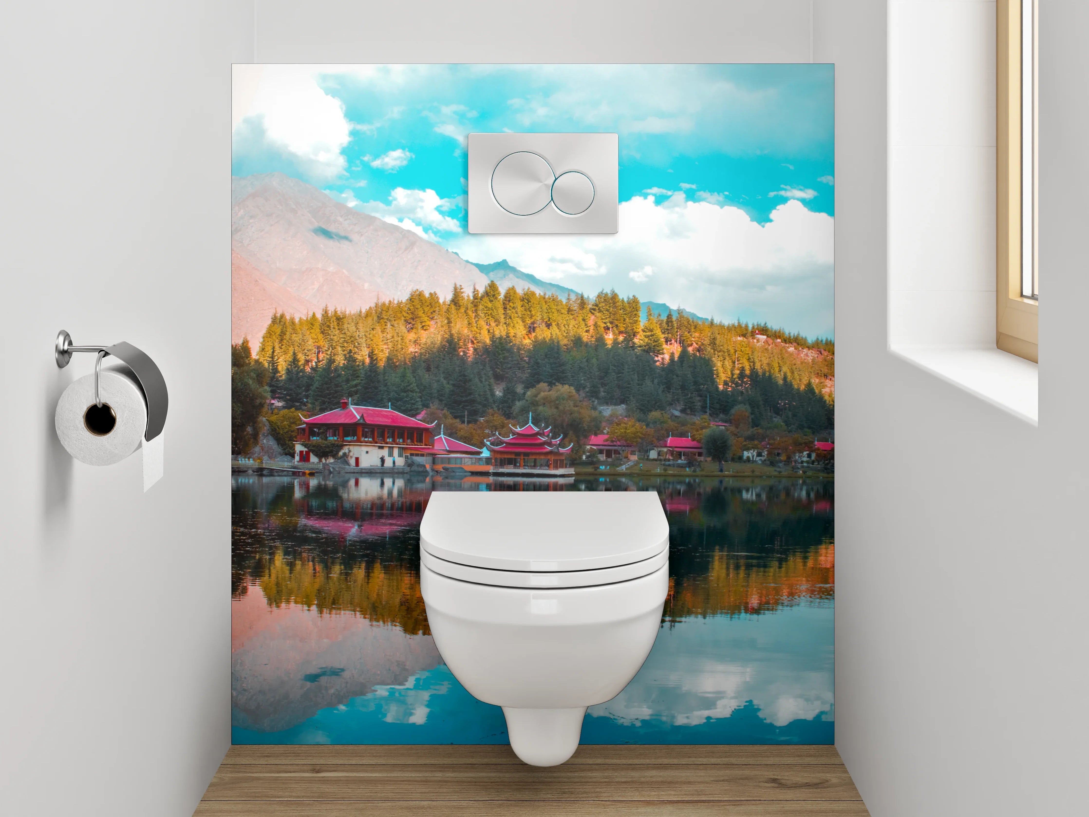 WC-Rückwand - Spiegelnder See vor Bergpanorama