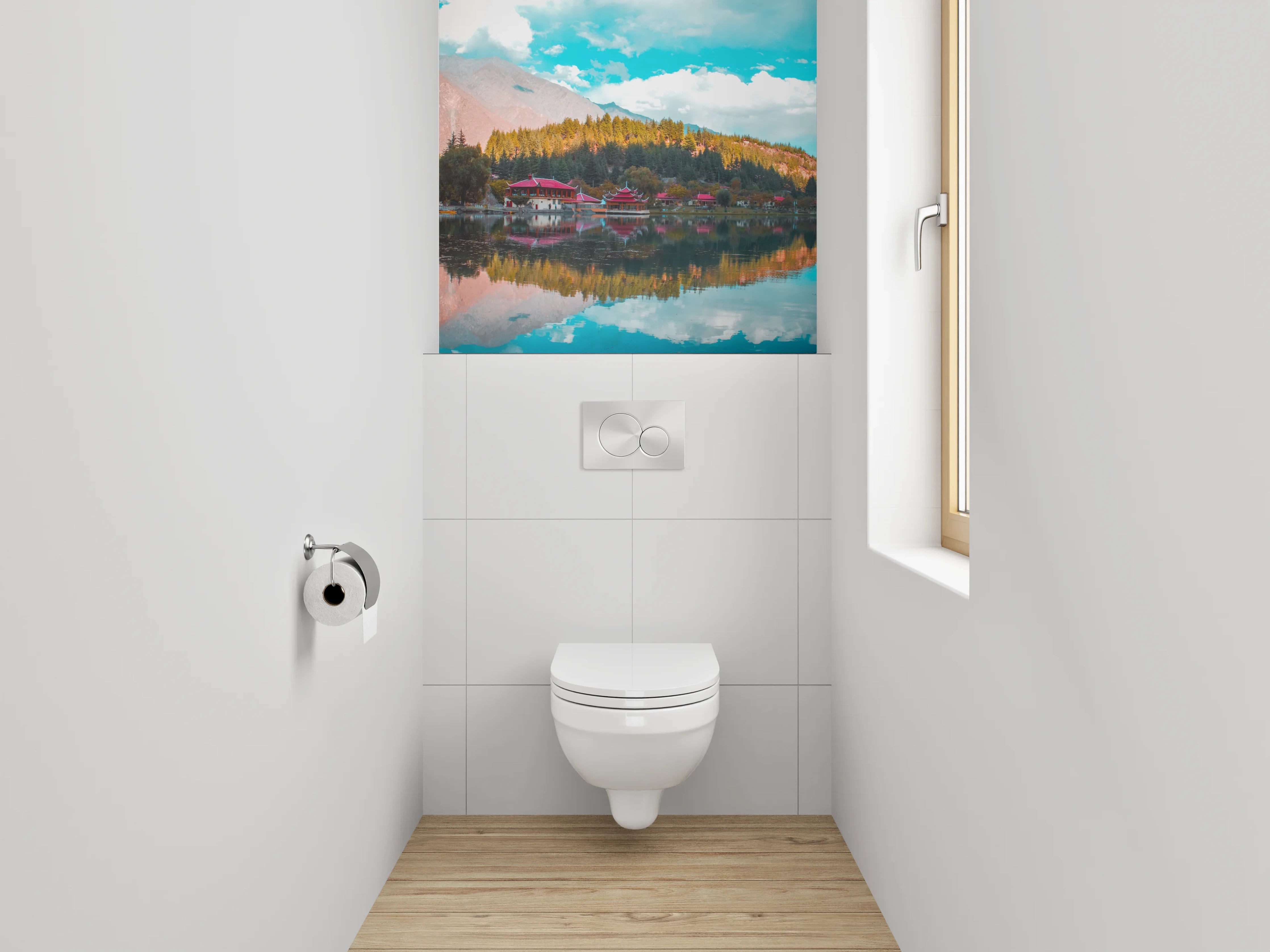 WC-Rückwand - Spiegelnder See vor Bergpanorama