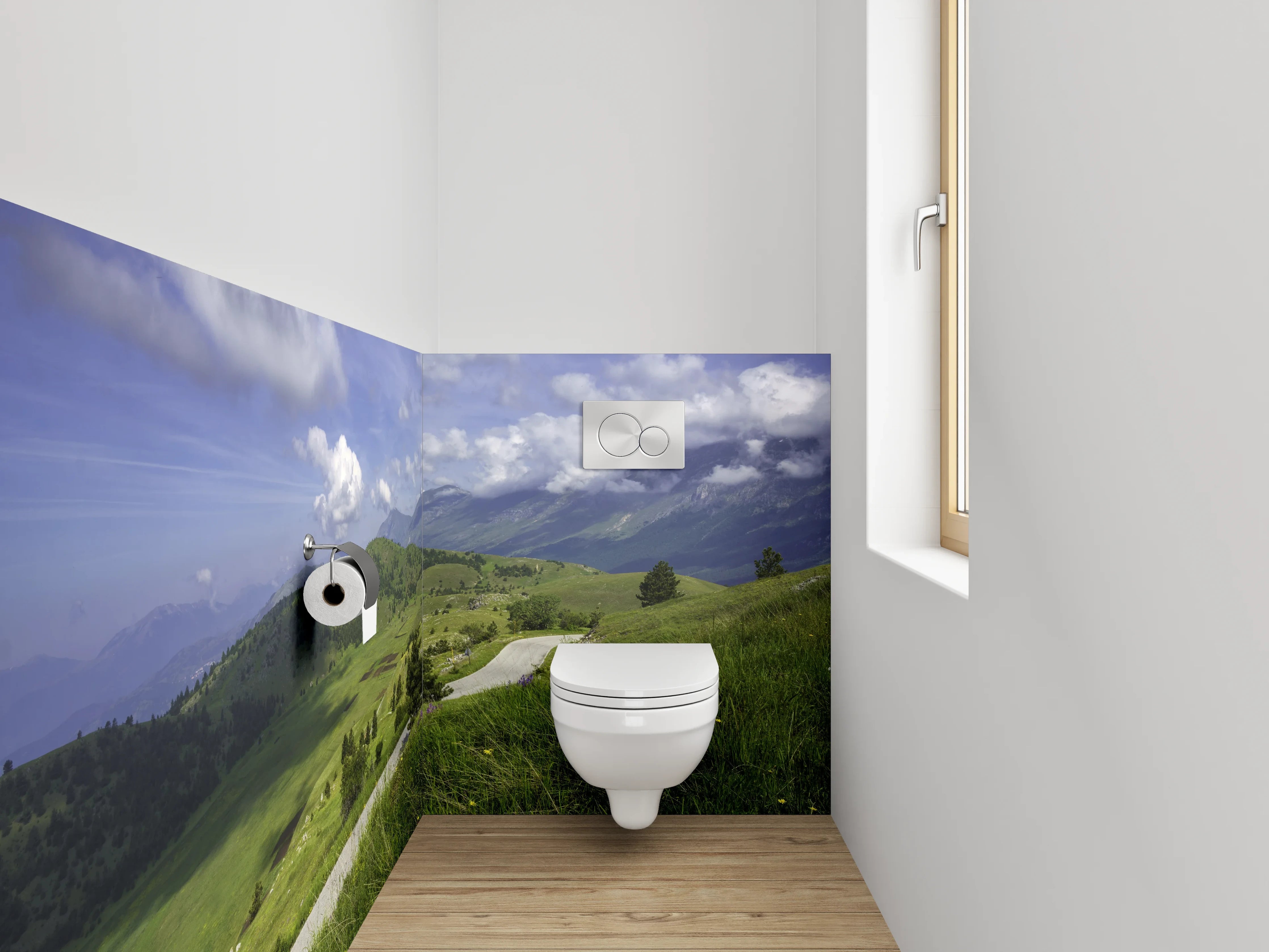 WC-Rückwand - Weite Alpenlandschaft mit Himmel