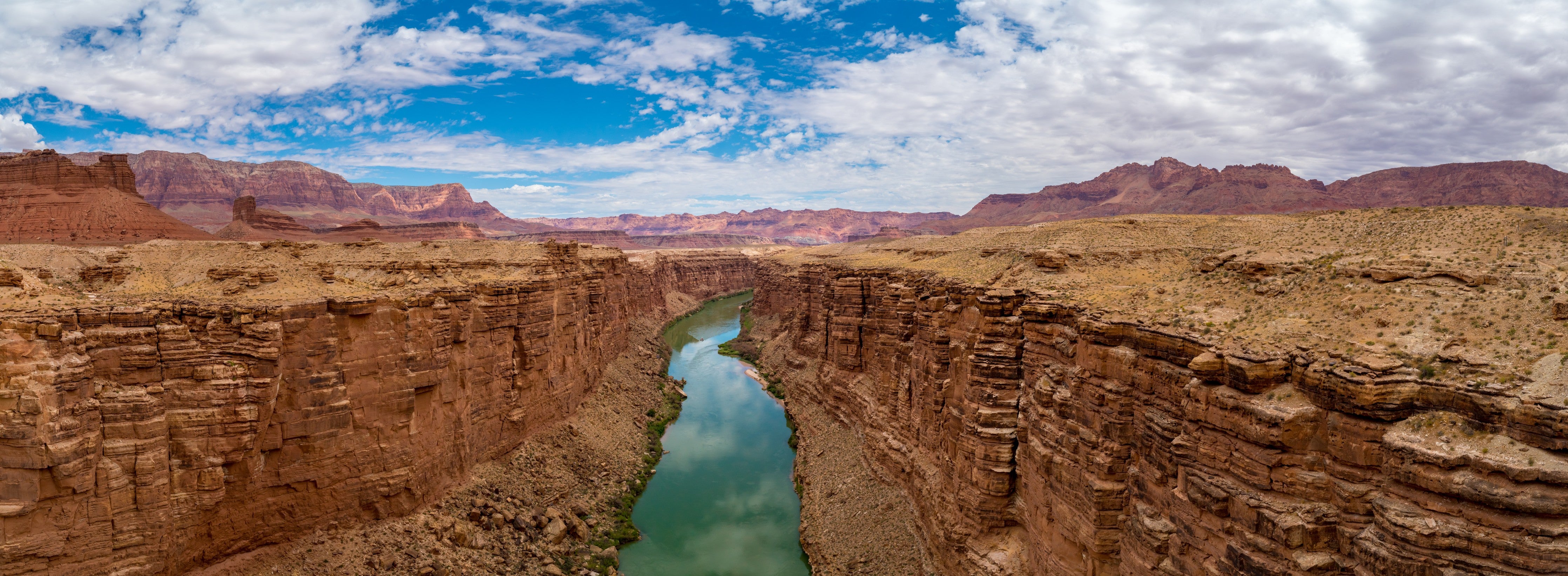 WC-Rückwand-Wilder Canyon mit Flusspanorama