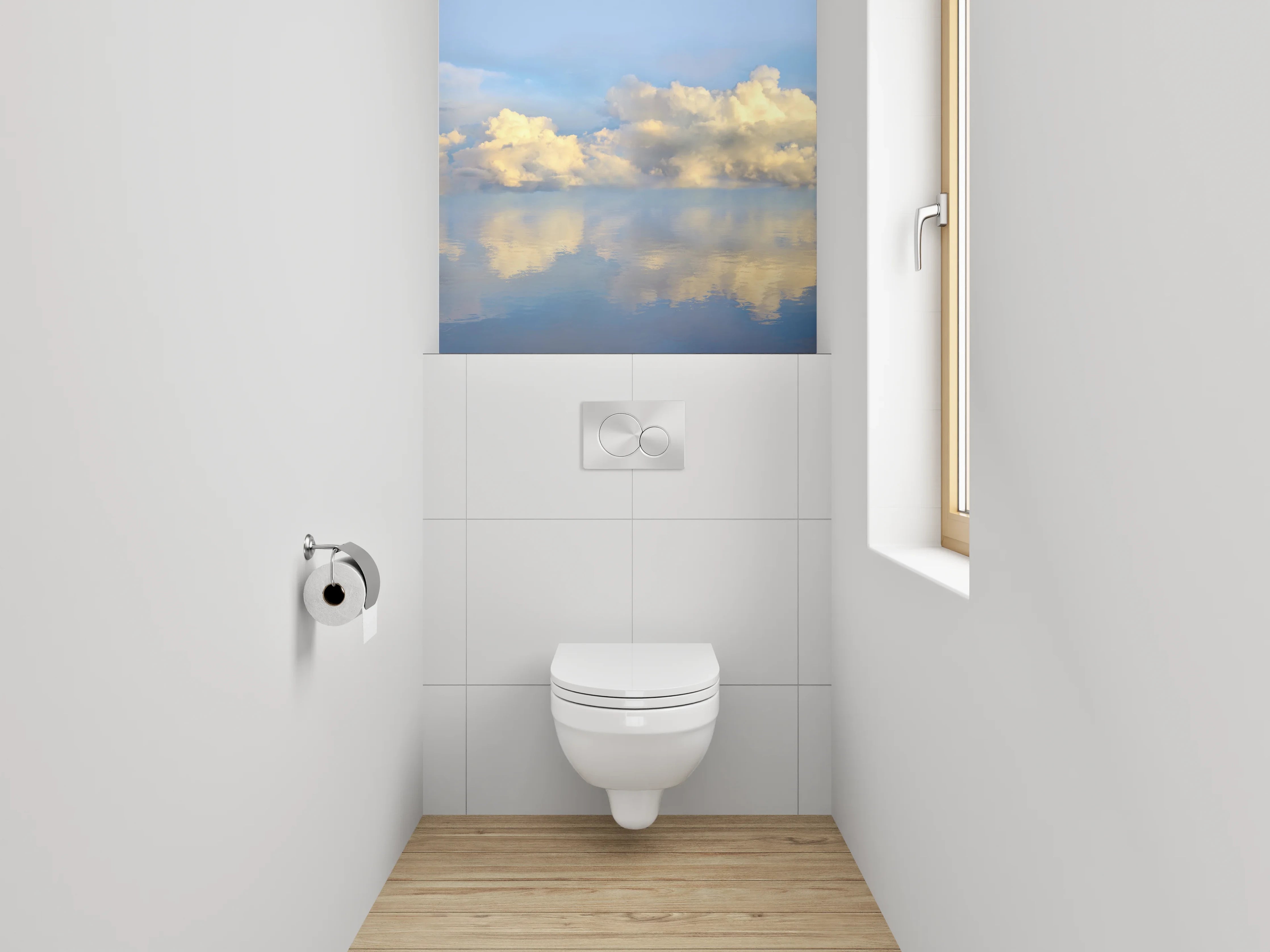 WC-Rückwand - Wolkenhimmel über ruhigem Wasser