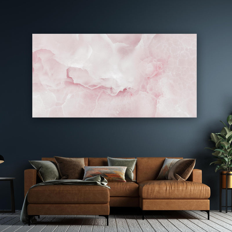 Wandbild -  Rosa Emperador Onyx Marmor an dunkelgrüner Wand über klassischem Sofa