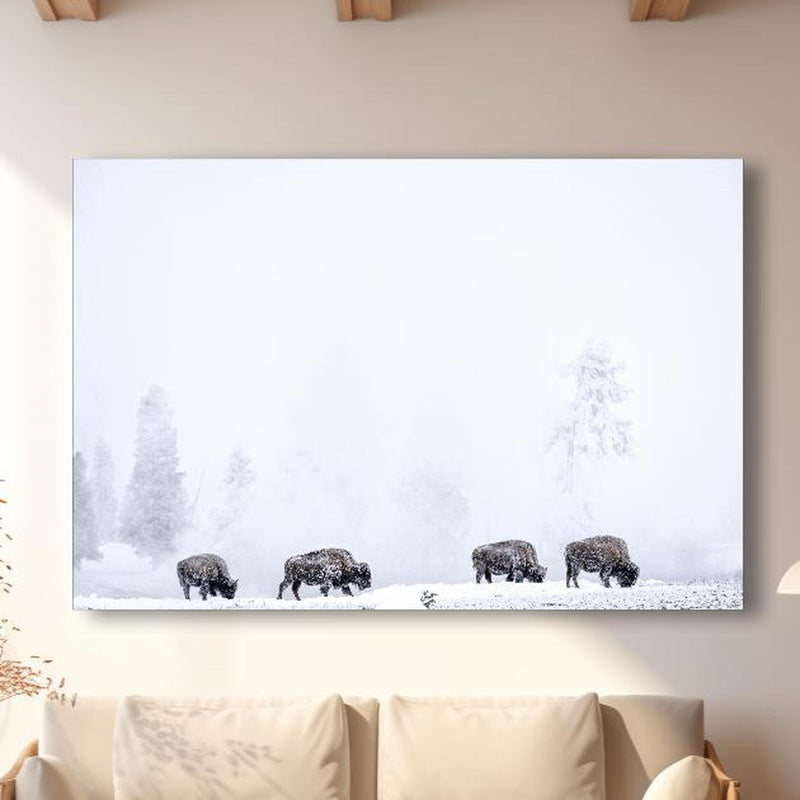 Wandbild - Bisons im kalten Wald in modernem Wohnzimmer im Loft-Stil Zoom