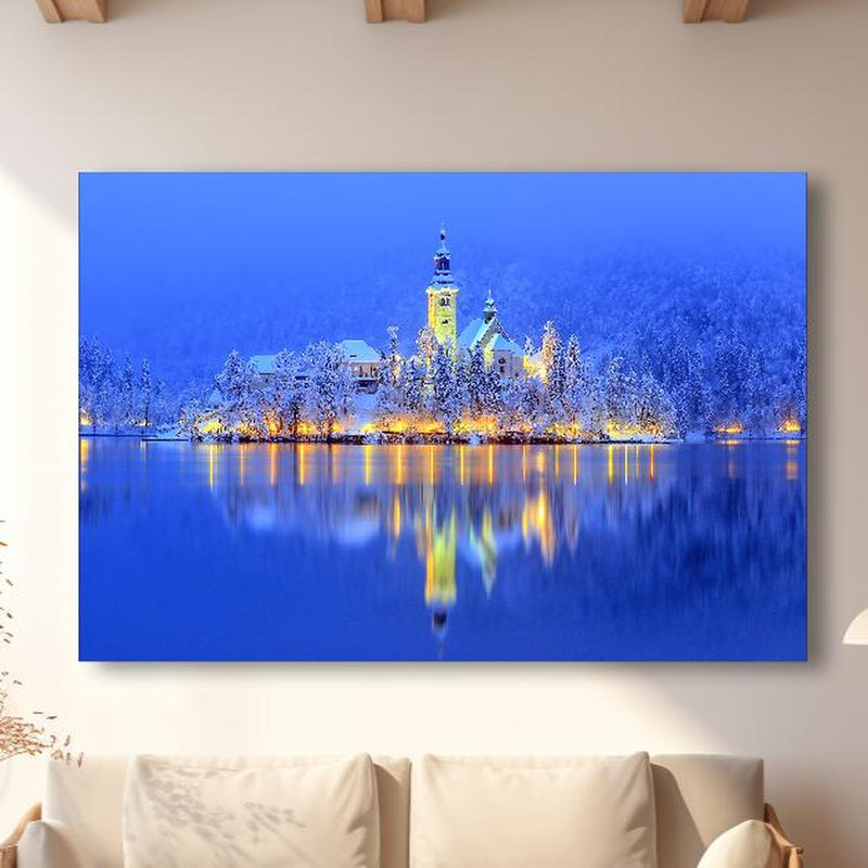 Wandbild - Bled Island in modernem Wohnzimmer im Loft-Stil Zoom