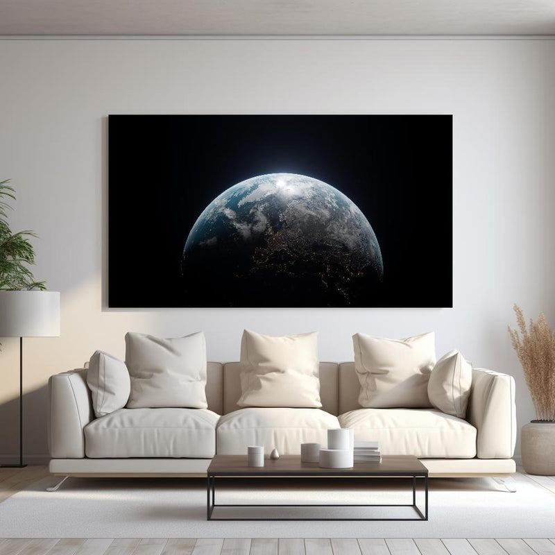 Wandbild - Blick auf die Erde hinter sanfter Couch mit cremefarbenen großen Kissen