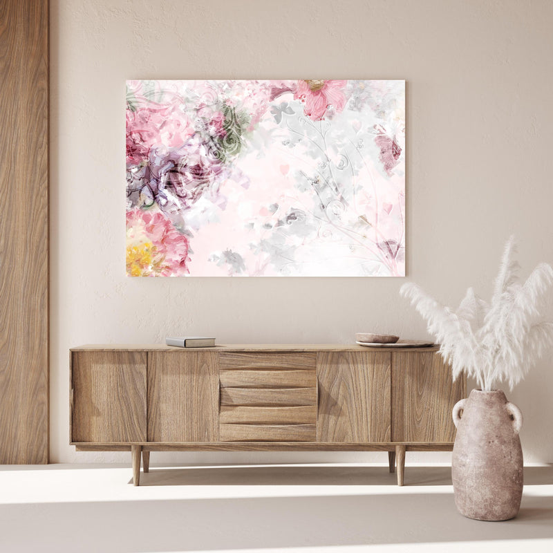 Wandbild - Bunte Blumen - Pastell Farben über Holzkommode hinter dekorativer Zimmerpflanze