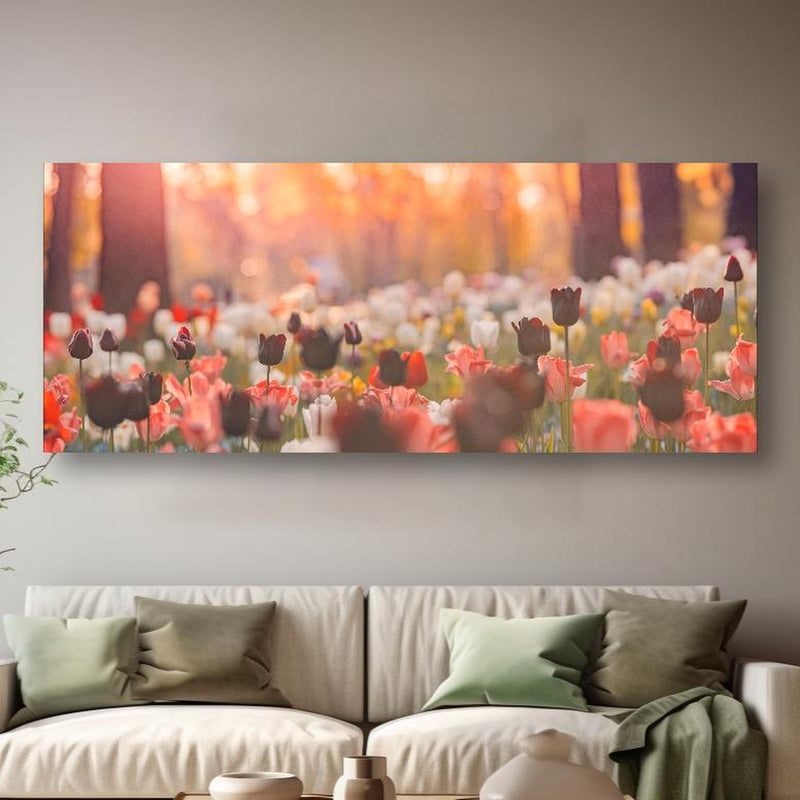Wandbild - Bunte Blumenwiese mit Tulpen in kreativ eingerichtetem Zimmer mit moderner Vase Zoom