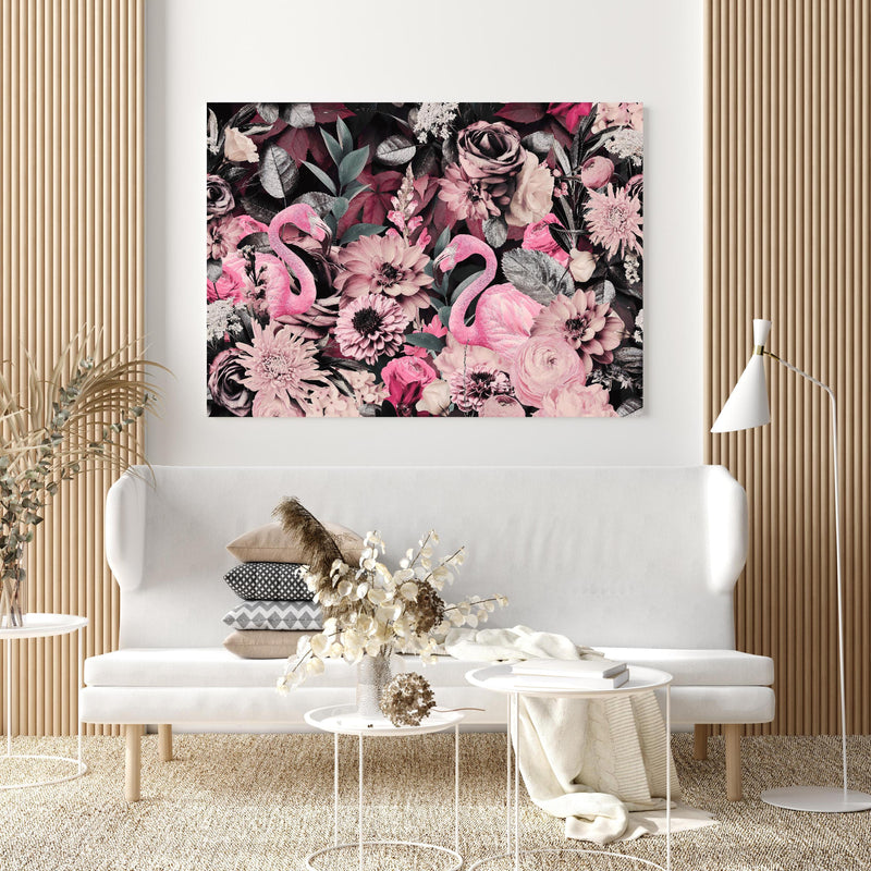 Wandbild - Flamingo Garten - Floral in extravagant gestaltetem Raum mit minimalistischer Couch-quadratisch