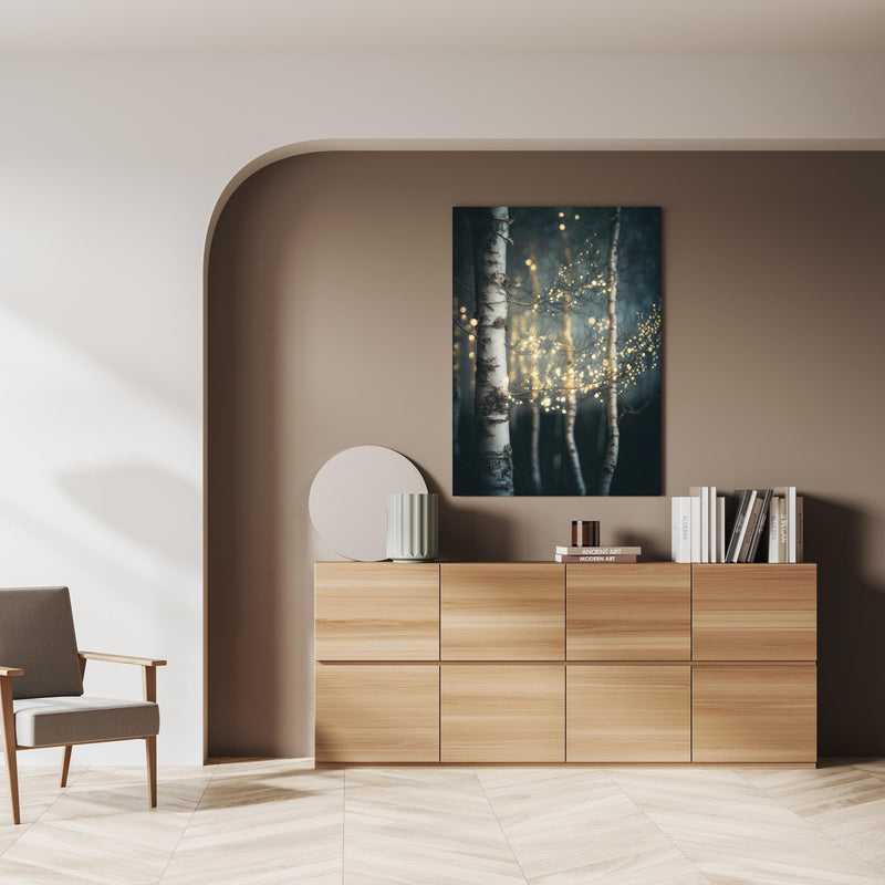 Wandbild - Magischer Wald über doppelter Holzkommode mit Vase und Büchersammlung