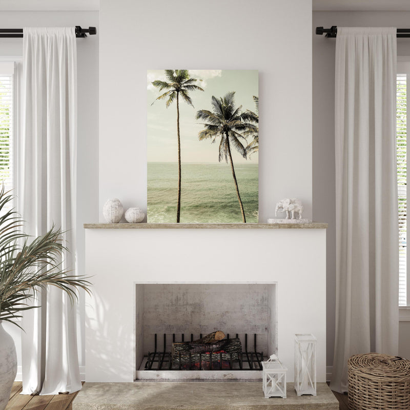 Wandbild - Meeresblick - Unter Palmen über edlem Kamin mit authentischem Altholz