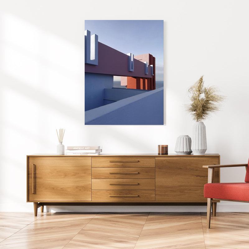 Wandbild - Moderne Architektur  an cremefarbener Wand über klassischer Holzkommode