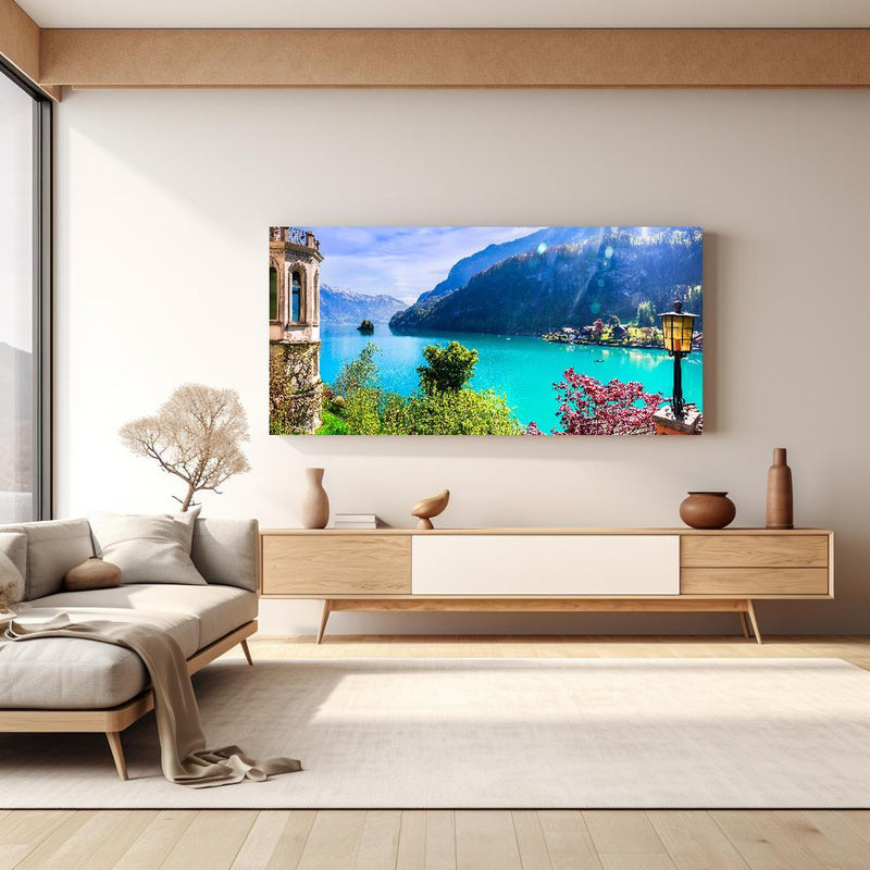 Wandbild - Naturkulisse des Brienzersees - Schweiz in hellem Wohnzimmer über extravaganter Kommode