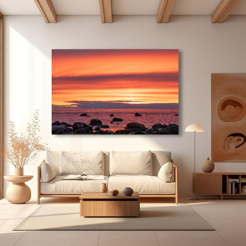 Wandbild - Schöner Sonnenuntergang am Meer in modernem Wohnzimmer im Loft-Stil