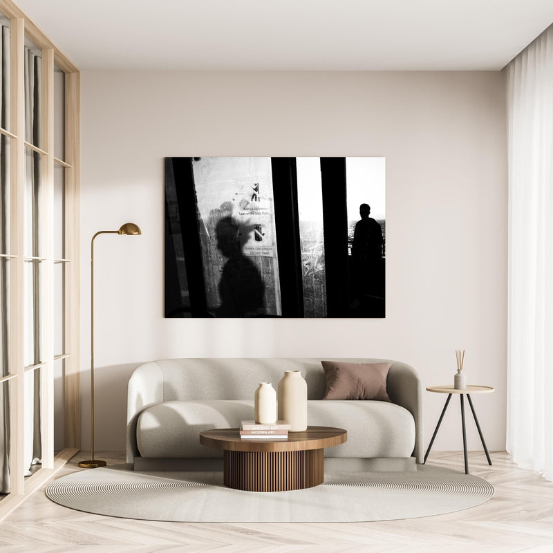 Wandbild - Städtisches Bild mit Silhouetten in minimalistisch eingerichtetem cremefarbenen Wohnzimmer