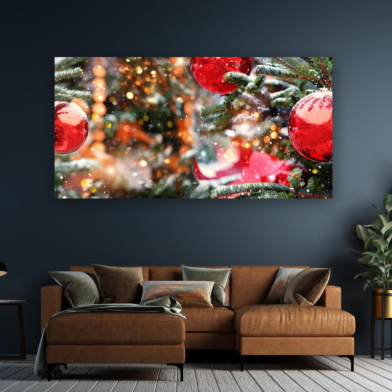 Wandbild - Weihnachts Konzept - Feiertage an dunkelgrüner Wand über klassischem Sofa