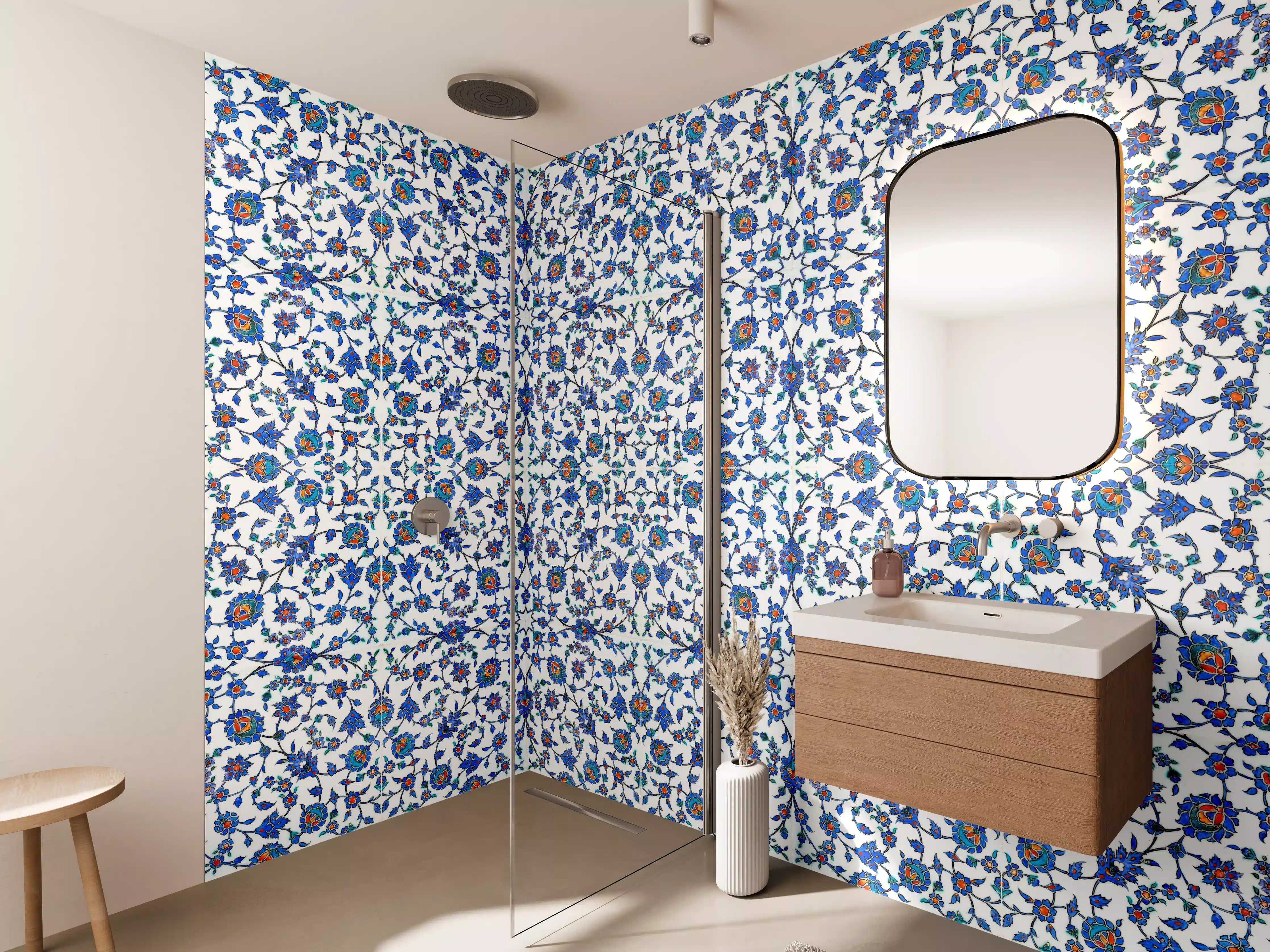 Wandverkleidung Bad - Blau-Weißes Musterdesign