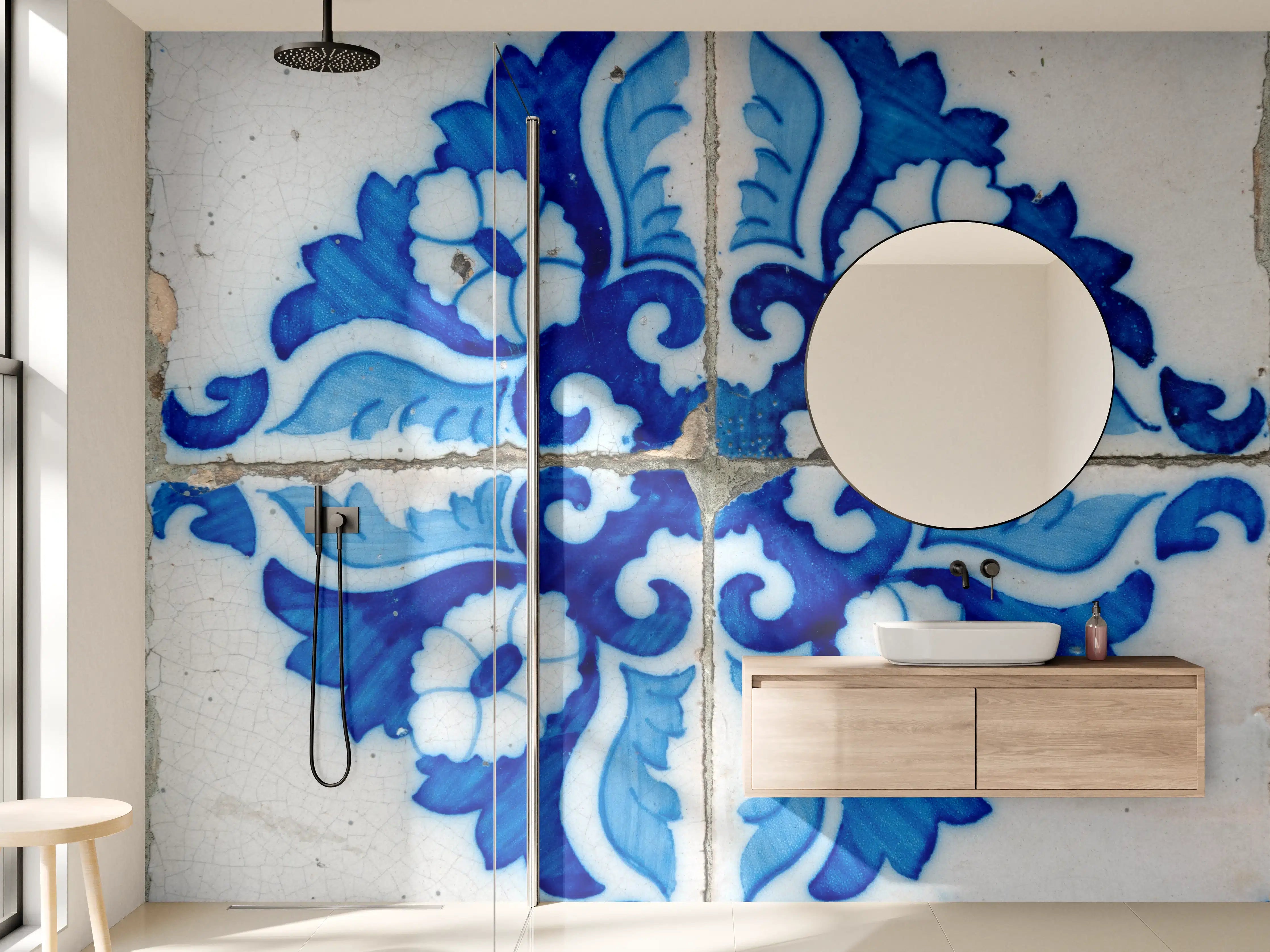 Wandverkleidung Bad - Blau-weiße Fliesendekoration