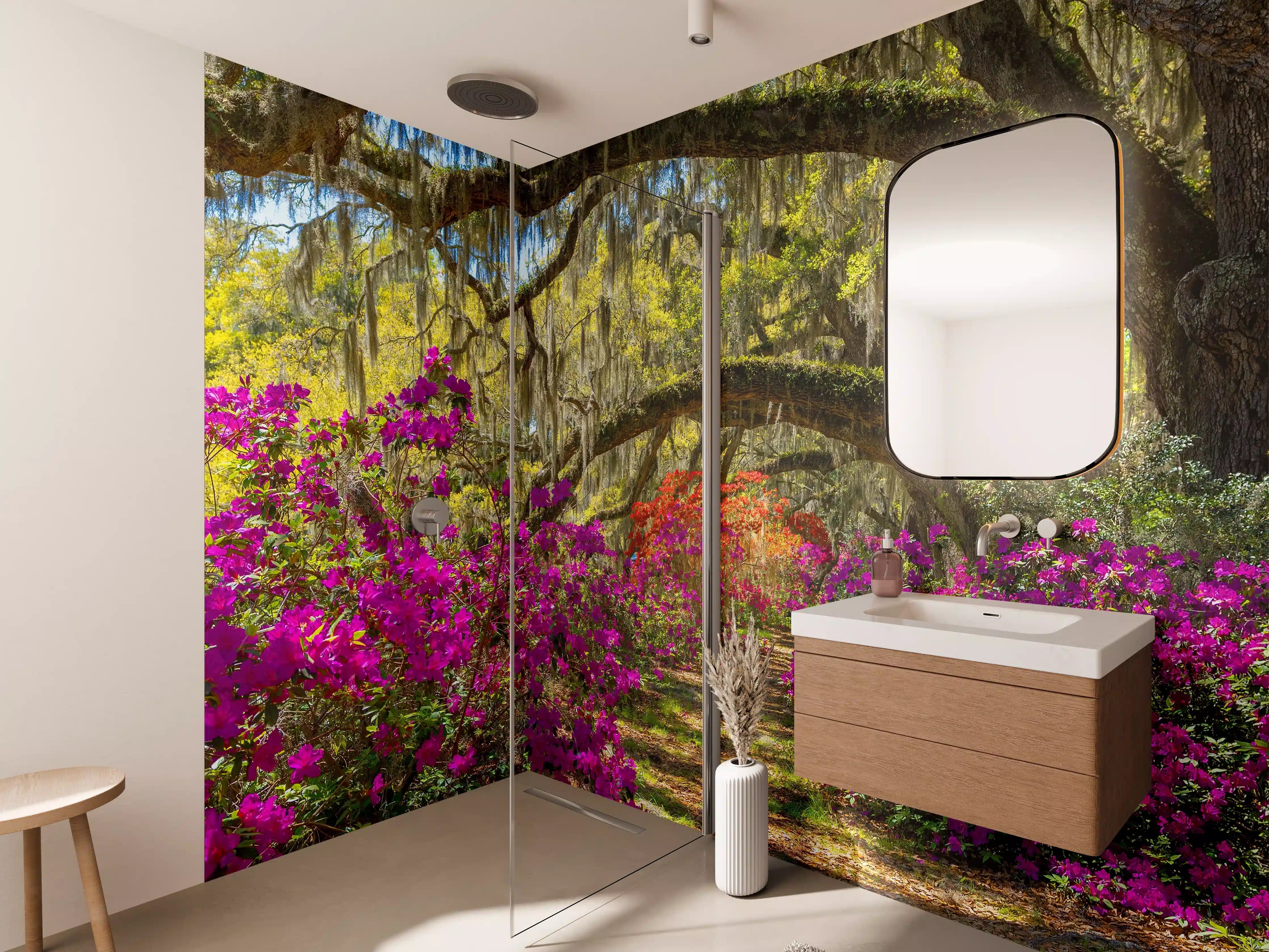Wandverkleidung Bad - Blühende Gartenlandschaft mit blühenden Blumen und Baum