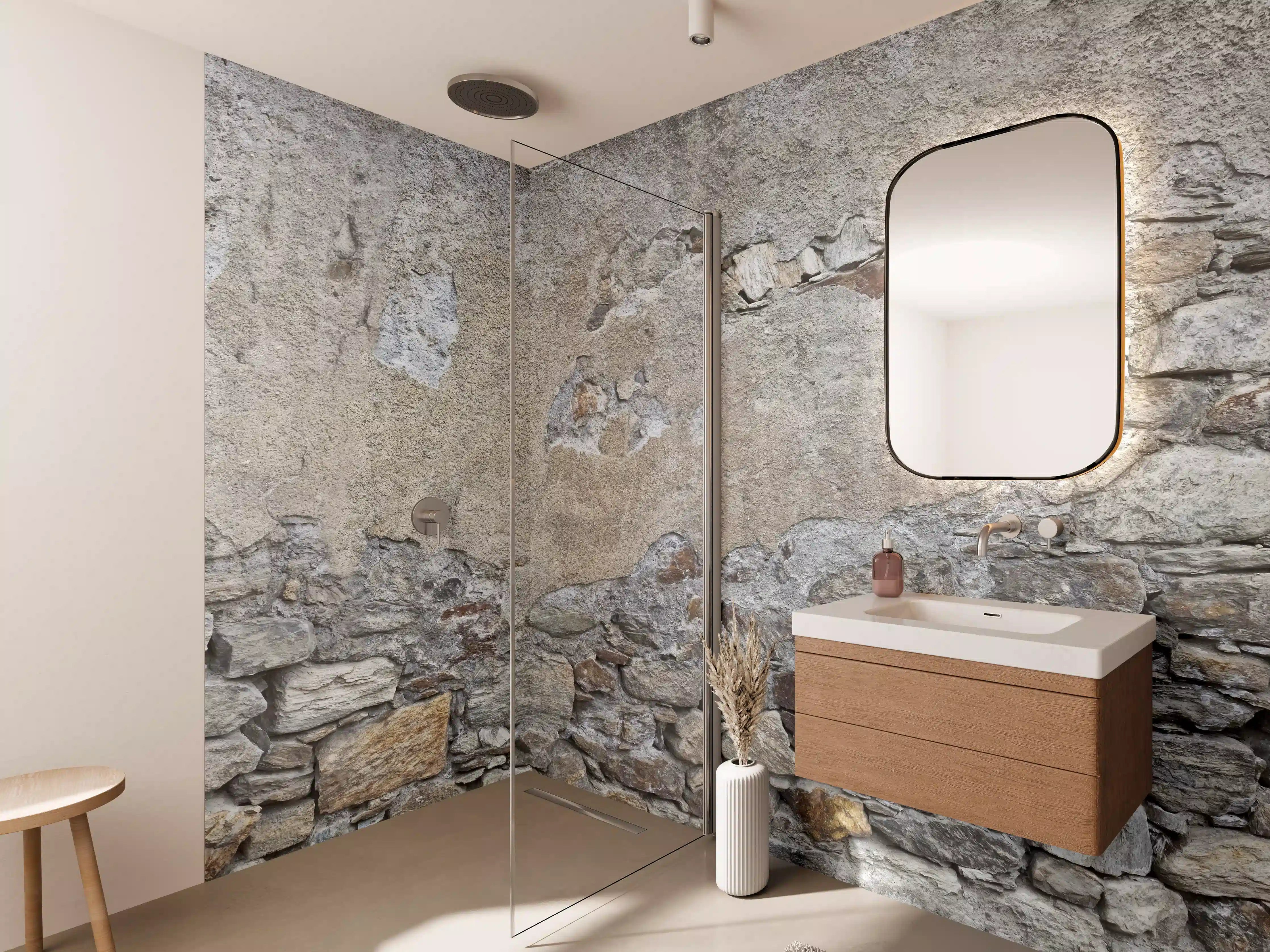 Wandverkleidung Bad - Bröckelnde Hausmauer in Südtirol