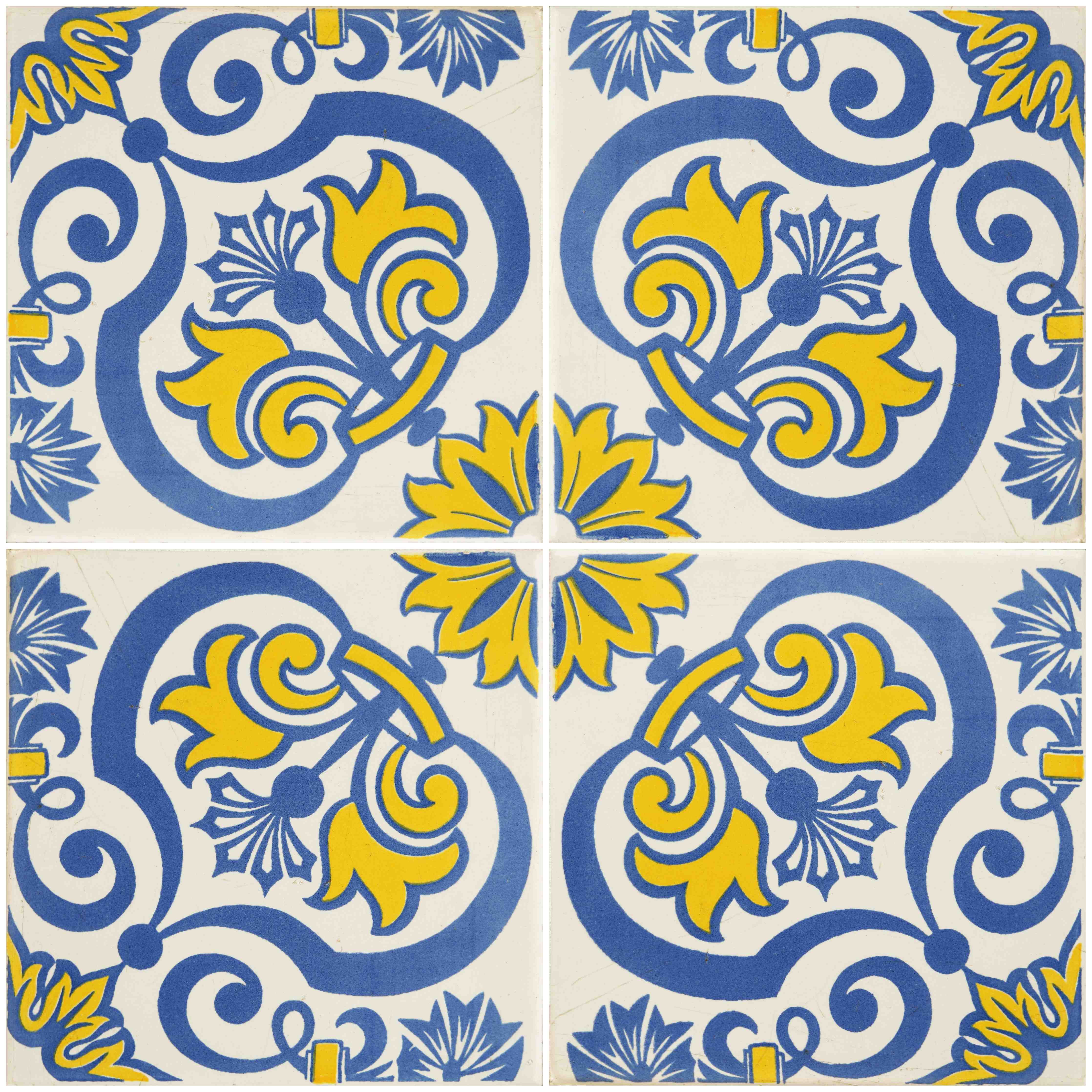 Wandverkleidung Bad-Bunte Ornamentfliesen in Blau und Gelb