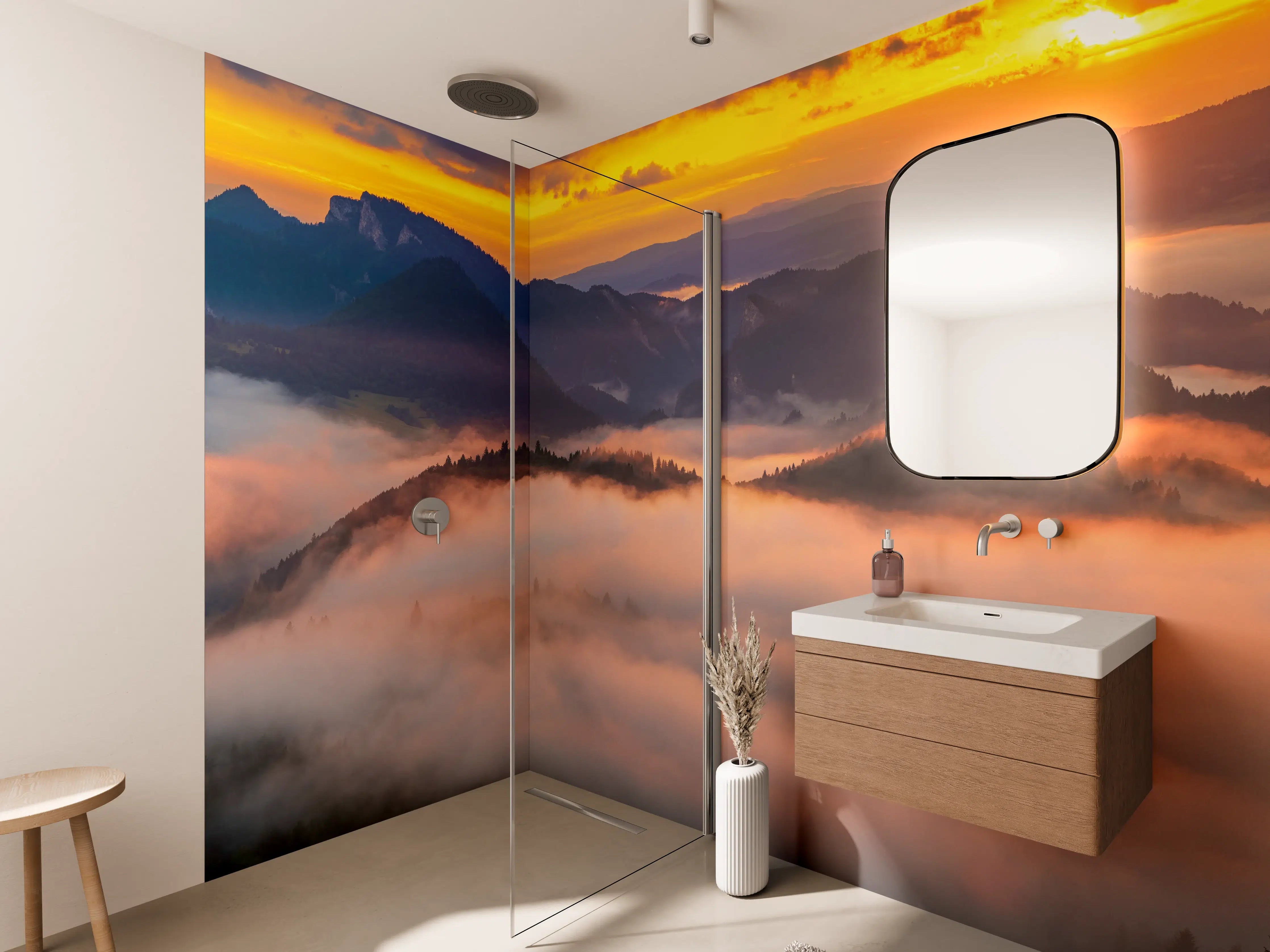 Wandverkleidung Bad - Bunte Sonnenaufgangslandschaft mit Nebel