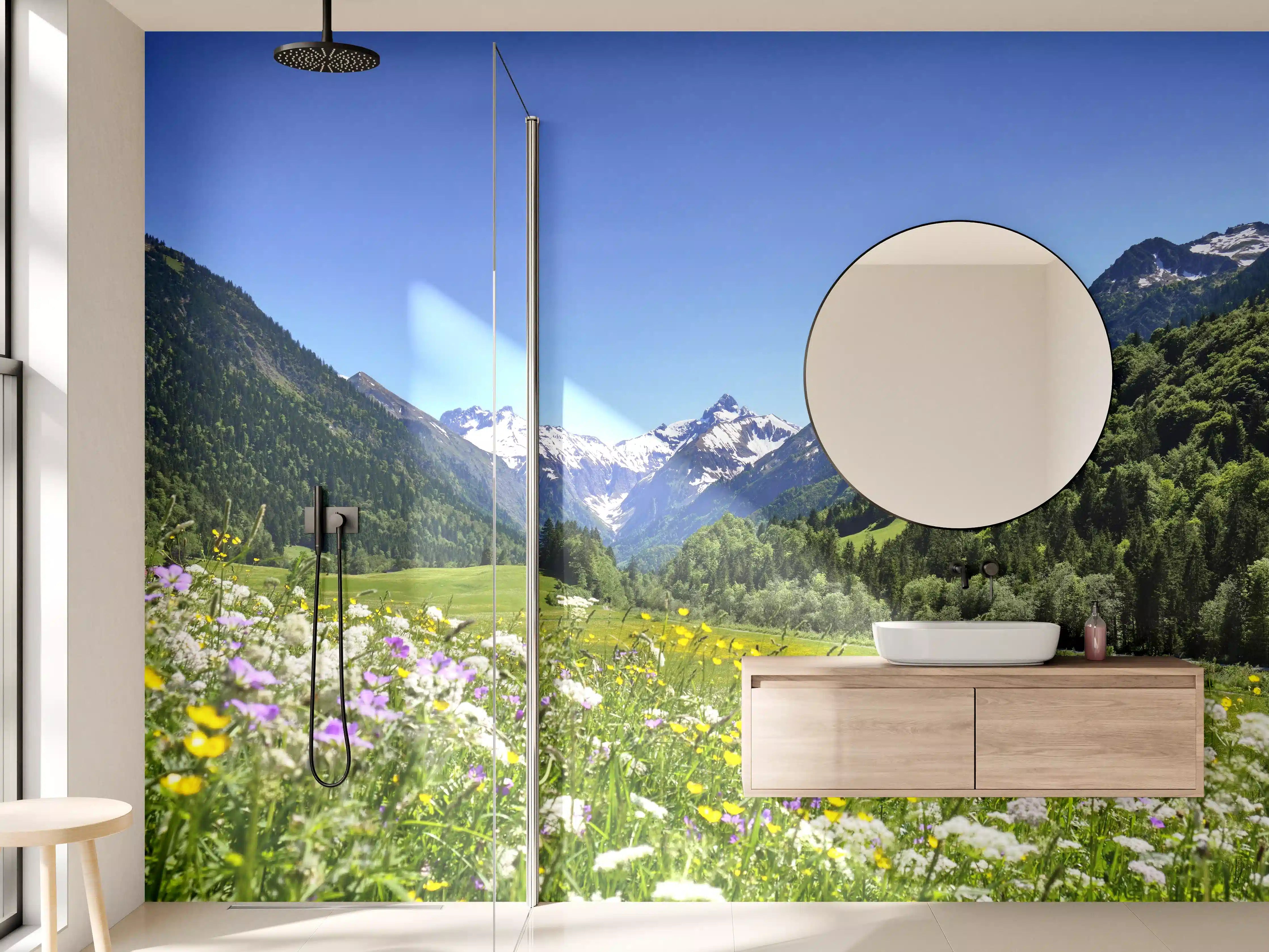 Wandverkleidung Bad - Bunte Wiese in den Alpen