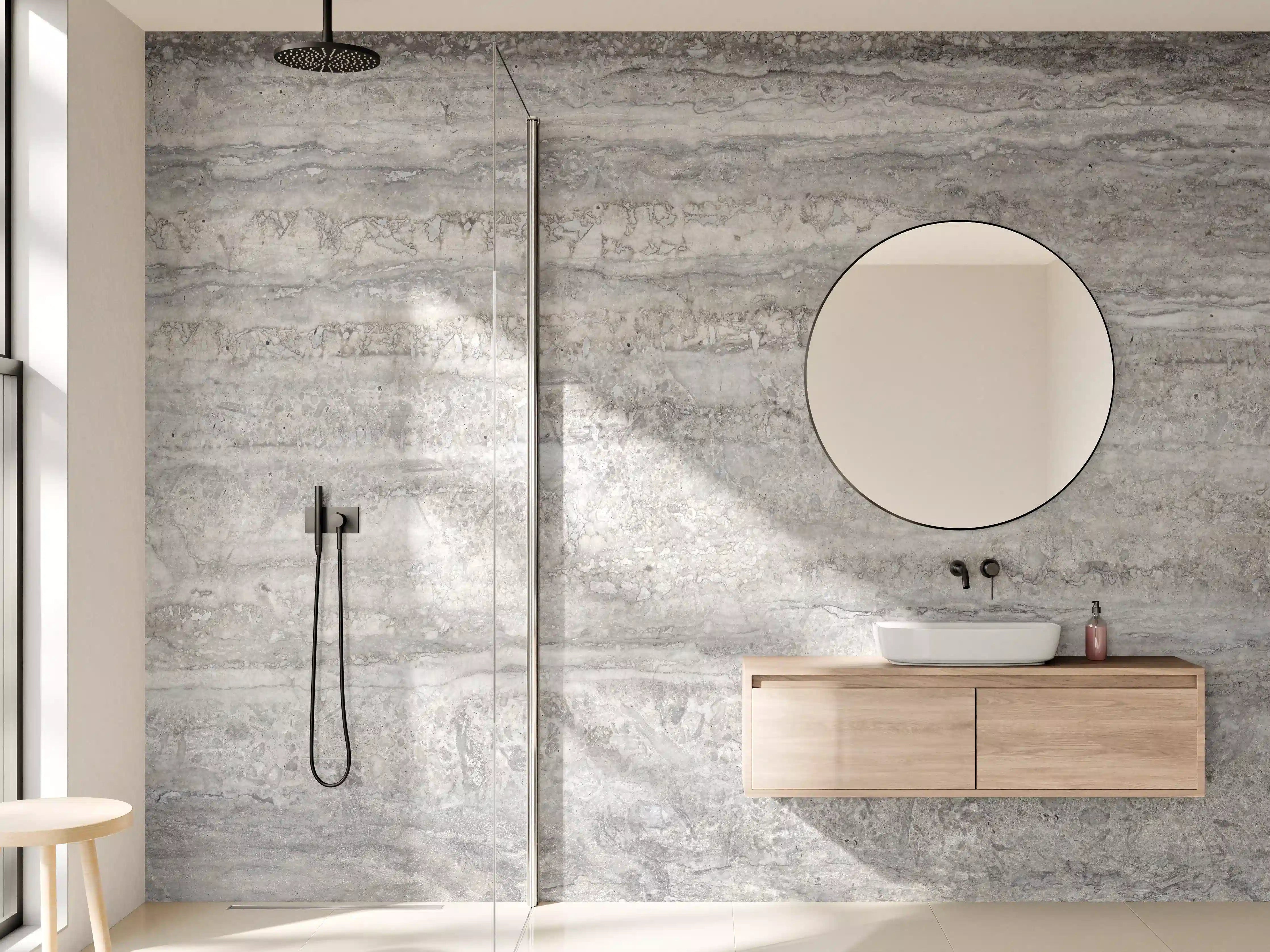 Wandverkleidung Bad - Dezenter Travertin Marmor