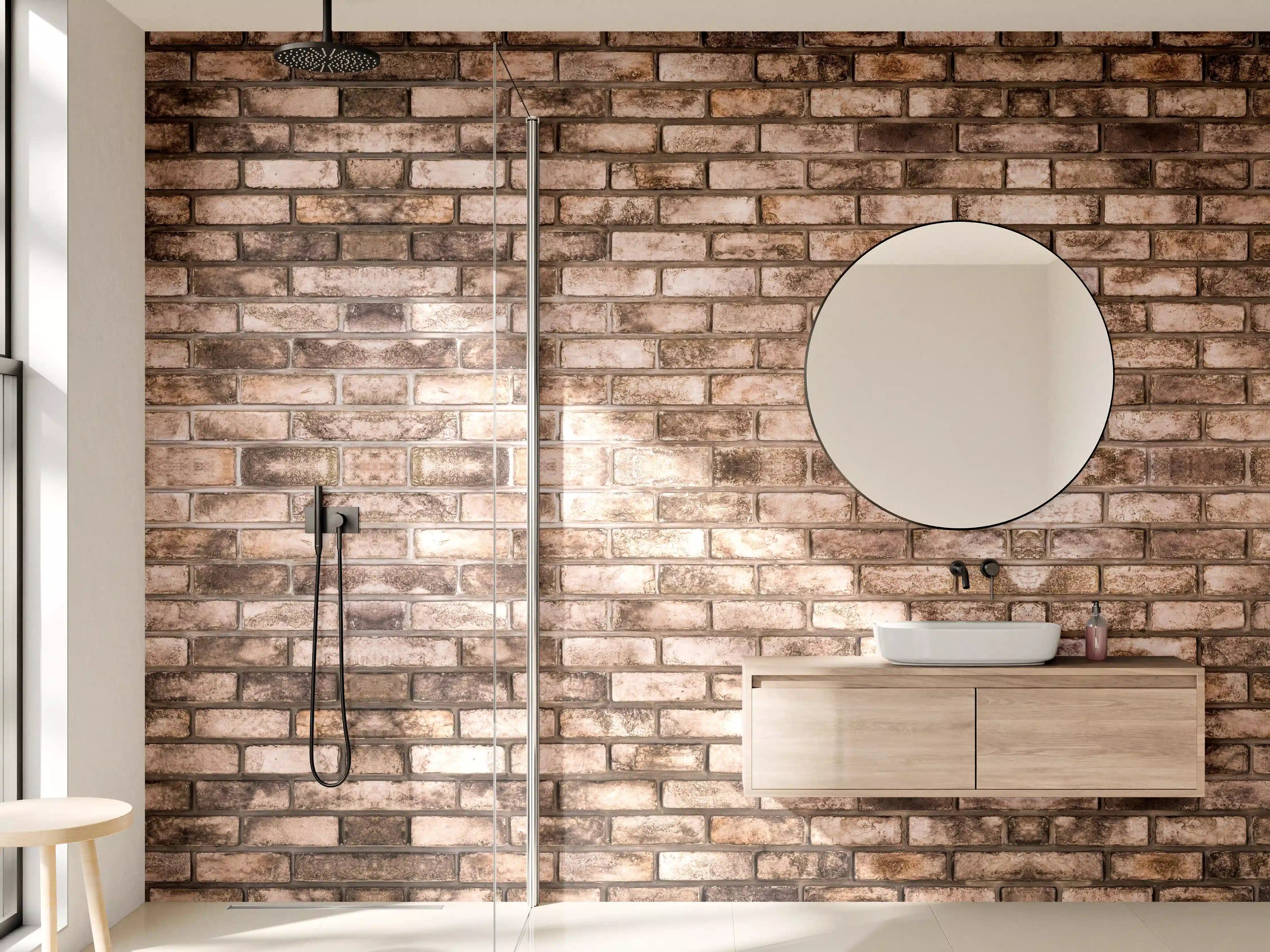 Wandverkleidung Bad - Dunkelbraune Steinmauer