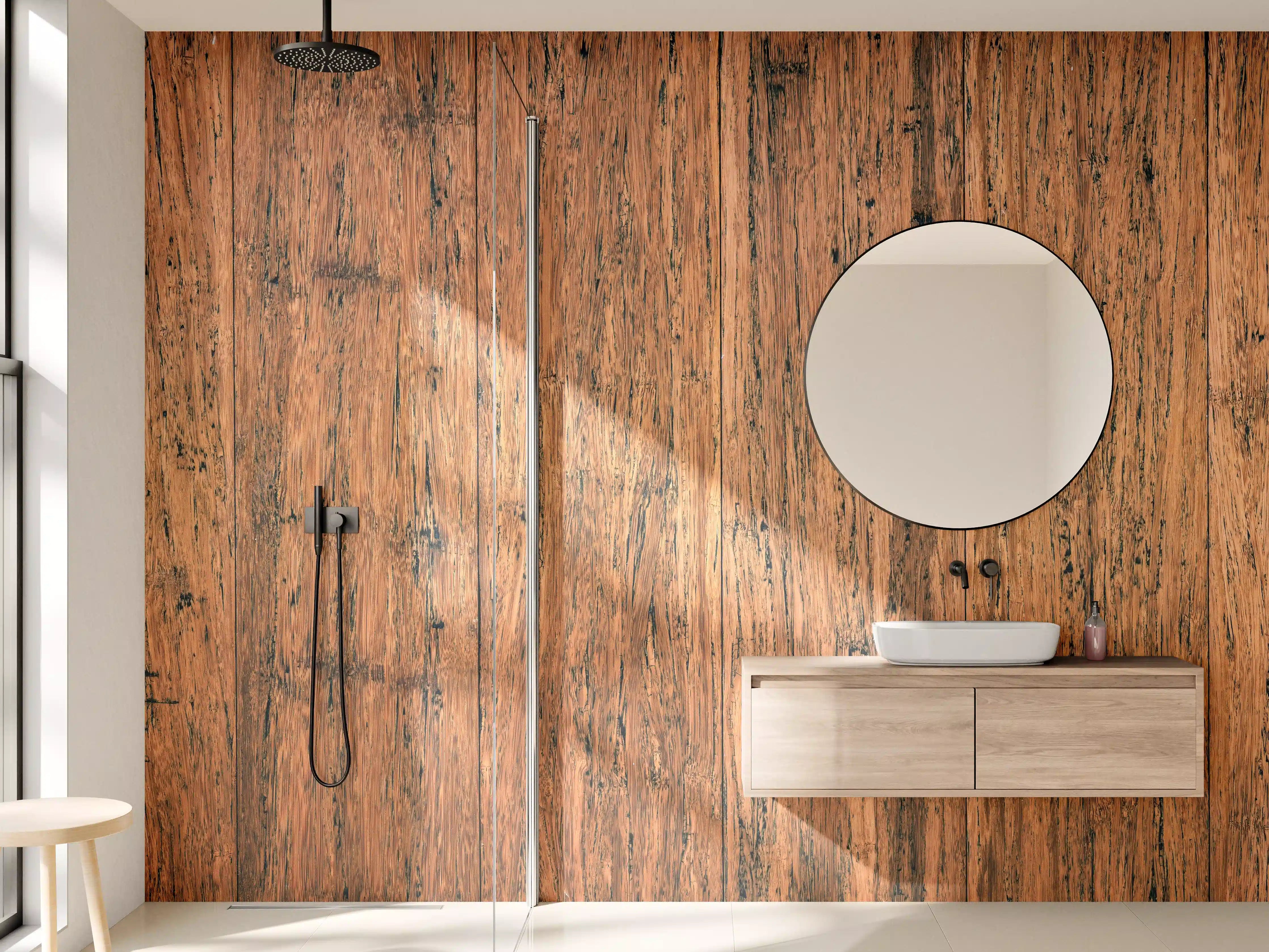 Wandverkleidung Bad - Dunkelbraunes rustikales Holzbrett