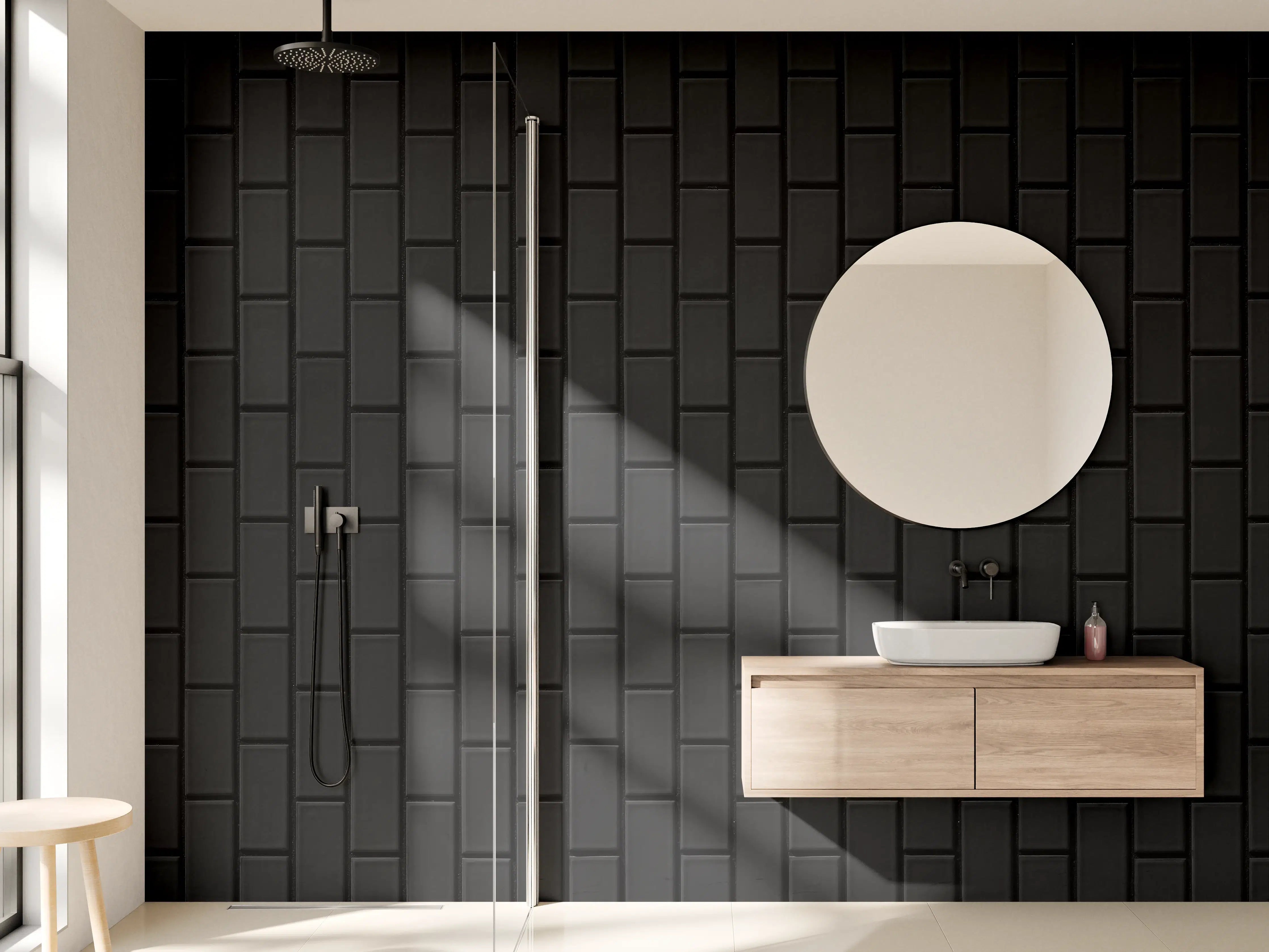 Wandverkleidung Bad - Dunkle Backsteinmauer in Schwarz