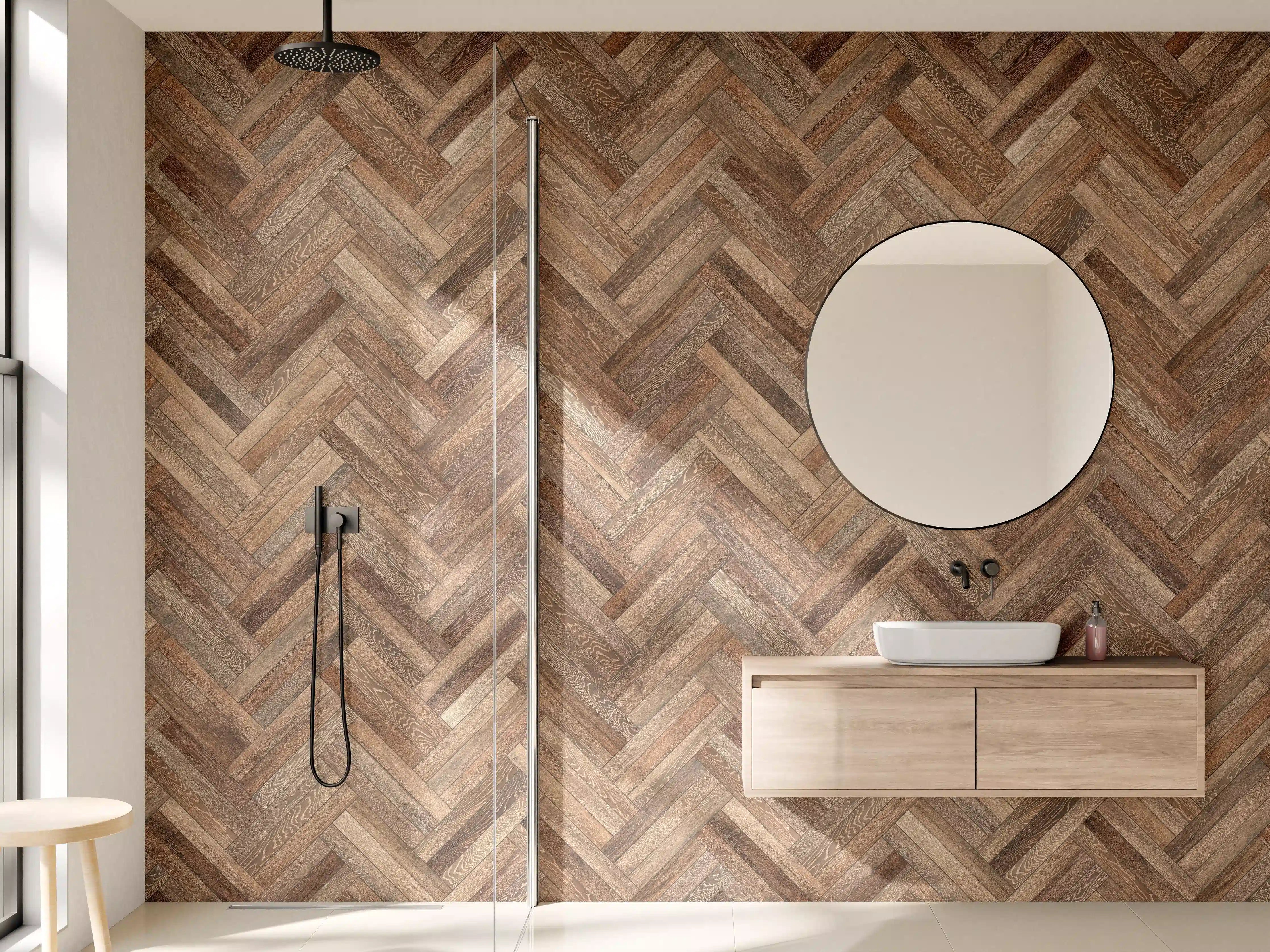 Wandverkleidung Bad - Elegante Holzoptik in sanften Grautönen
