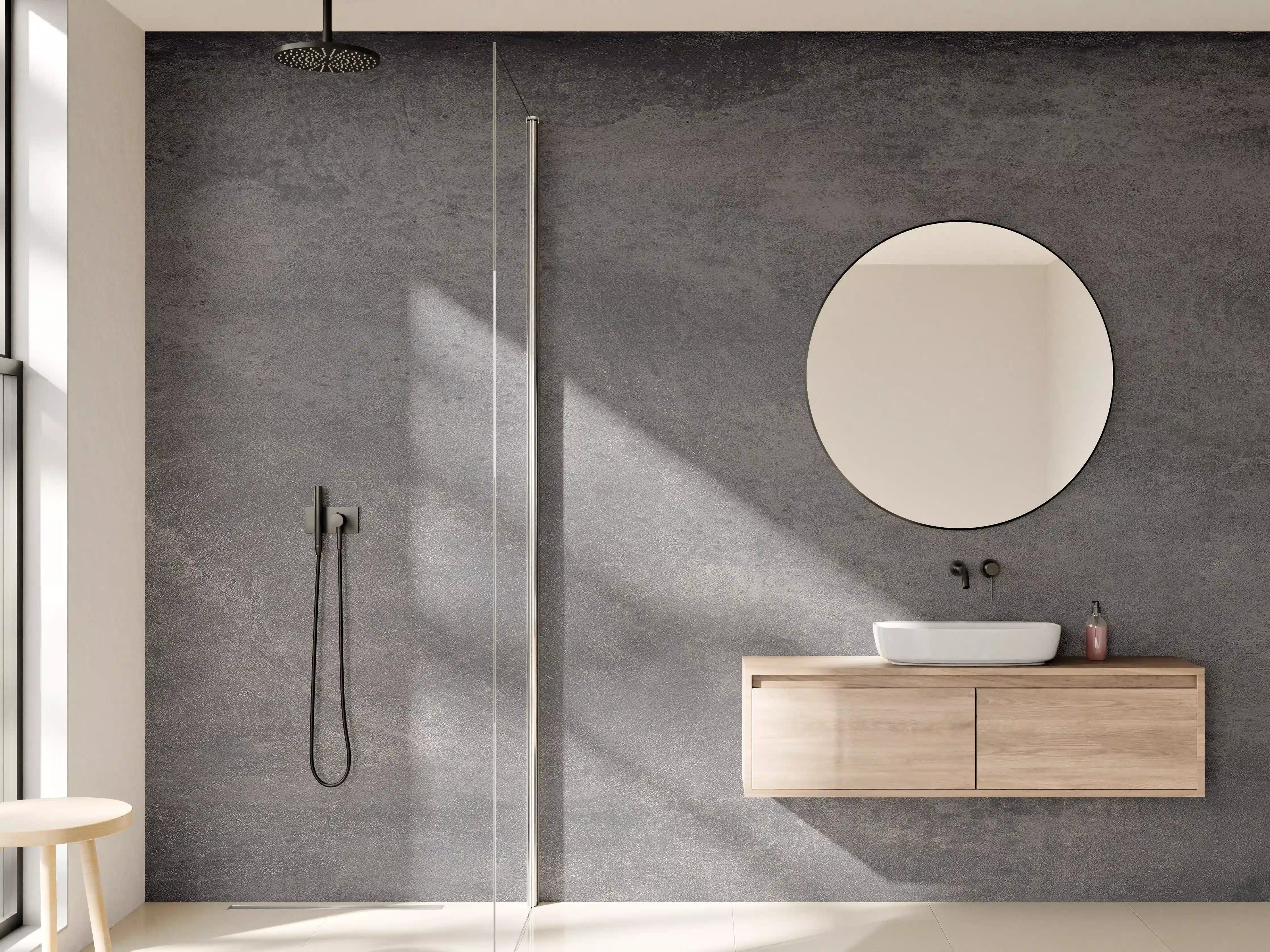 Wandverkleidung Bad - Feine dunkle Betonwand